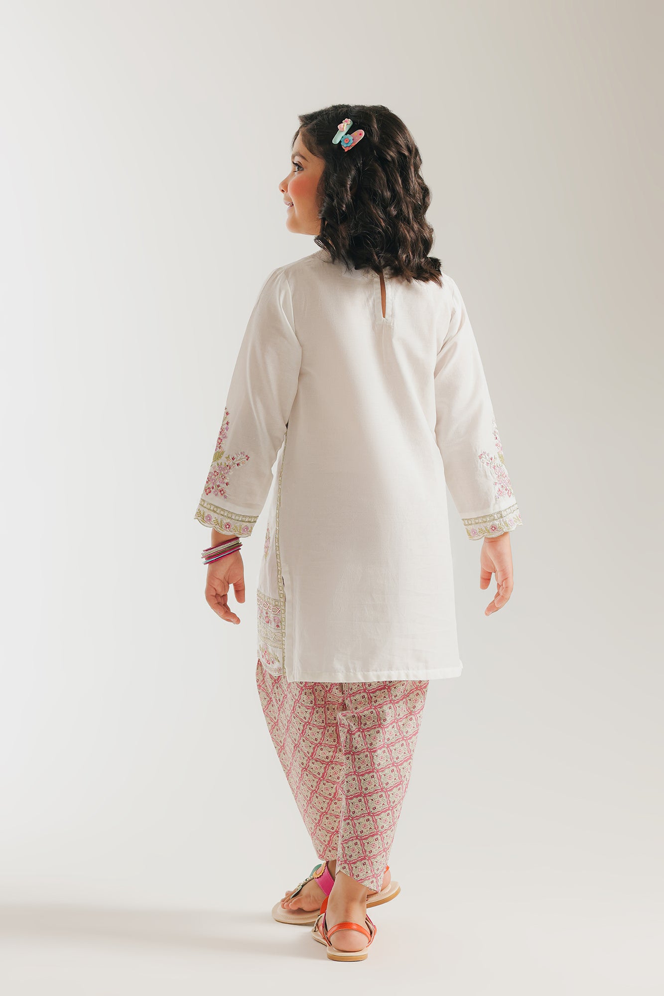 EMBROIDERED SUIT (E1061/402/003 E1061/302/003)