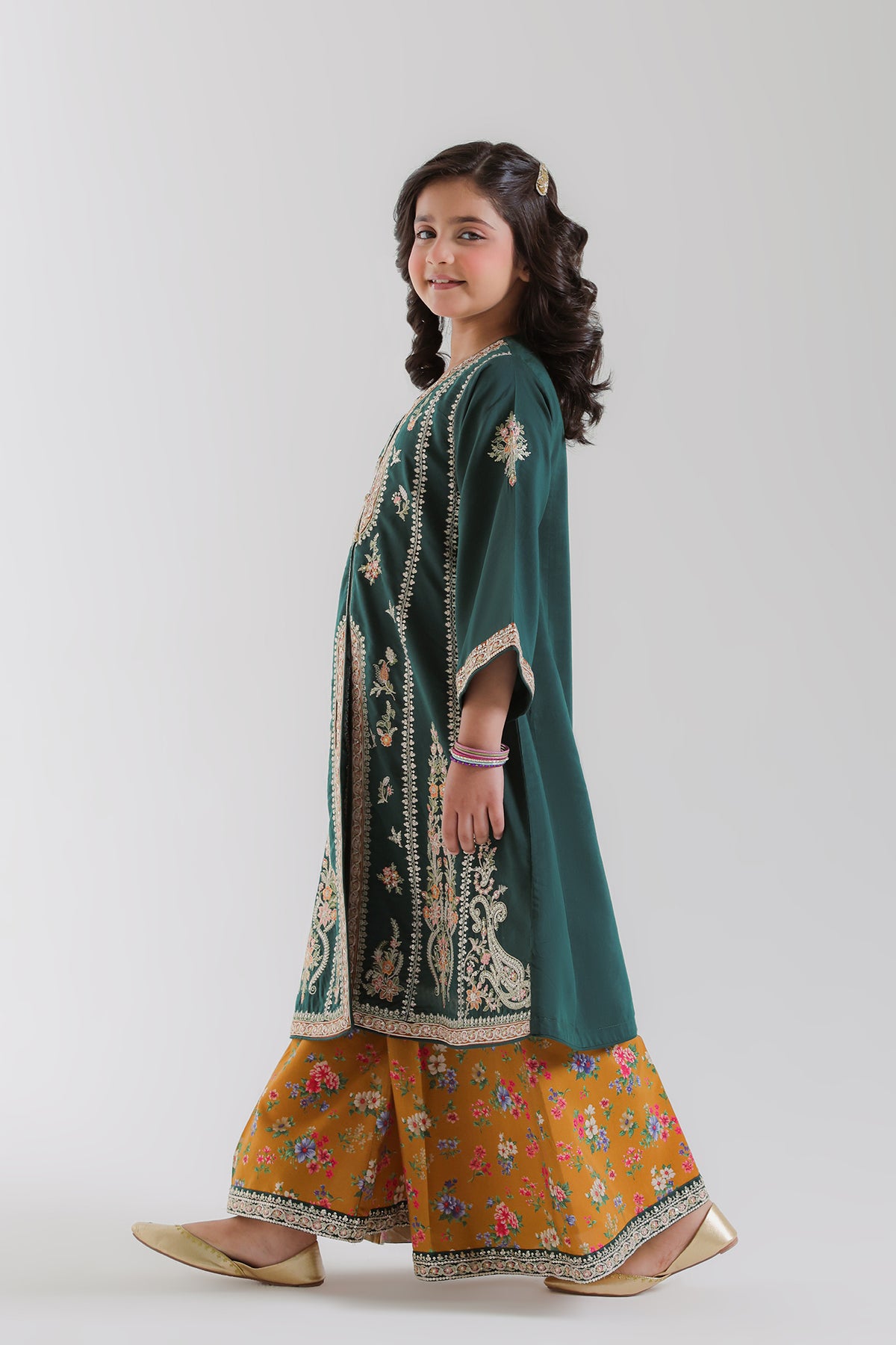 EMBROIDERED SUIT (E1062-404-707 E1062-304-707)