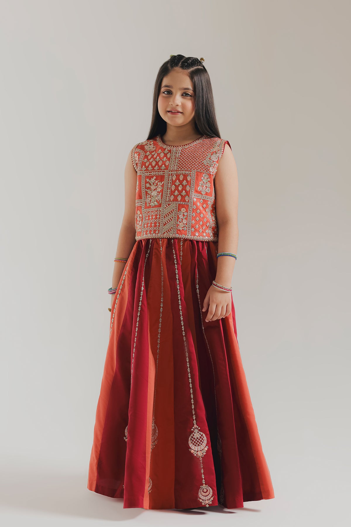 EMBROIDERED SUIT (E1066-404-211 E1066-304-211)