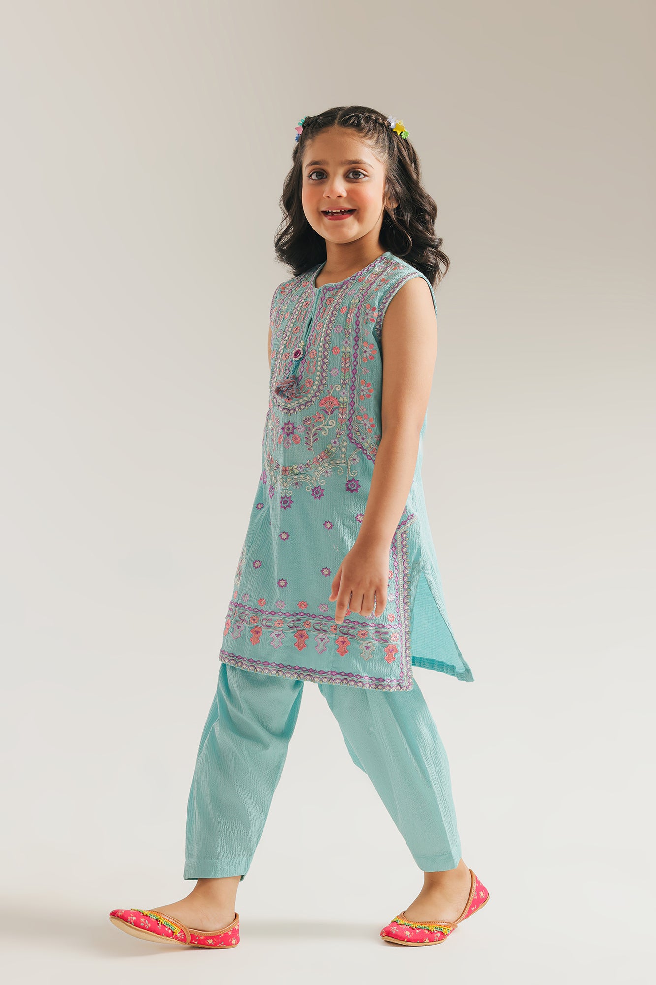 EMBROIDERED SUIT (E1071/402/616 E1071/302/616)