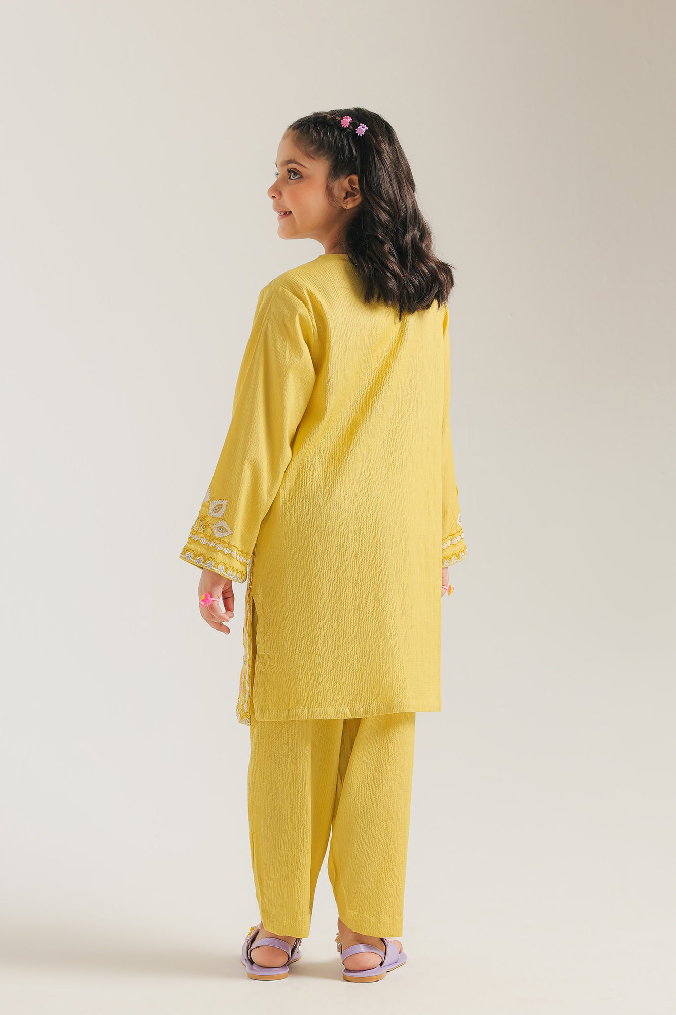 EMBROIDERED SUIT (E1075/402/101 E1075/302/101)
