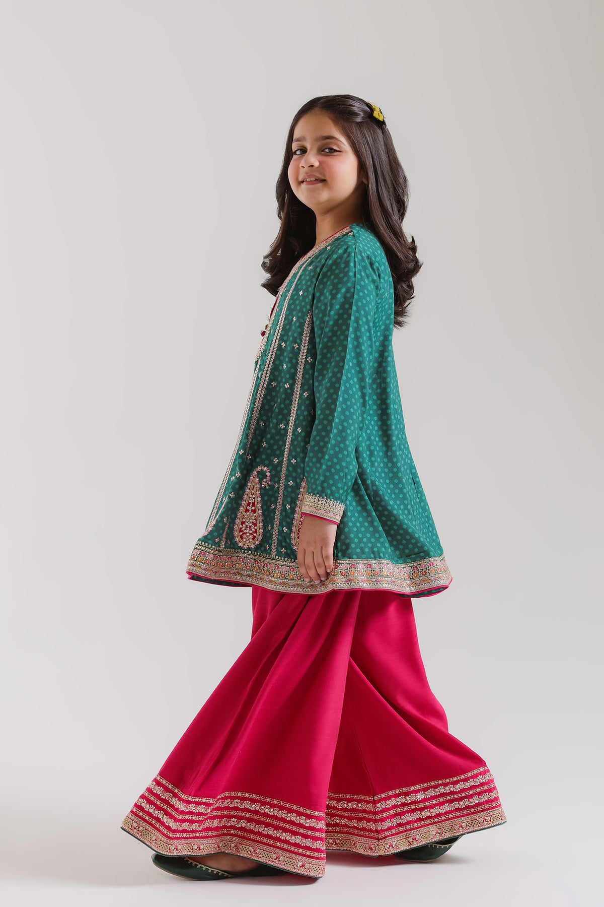 EMBROIDERED SUIT (E1077-404-712 E1077-304-712)
