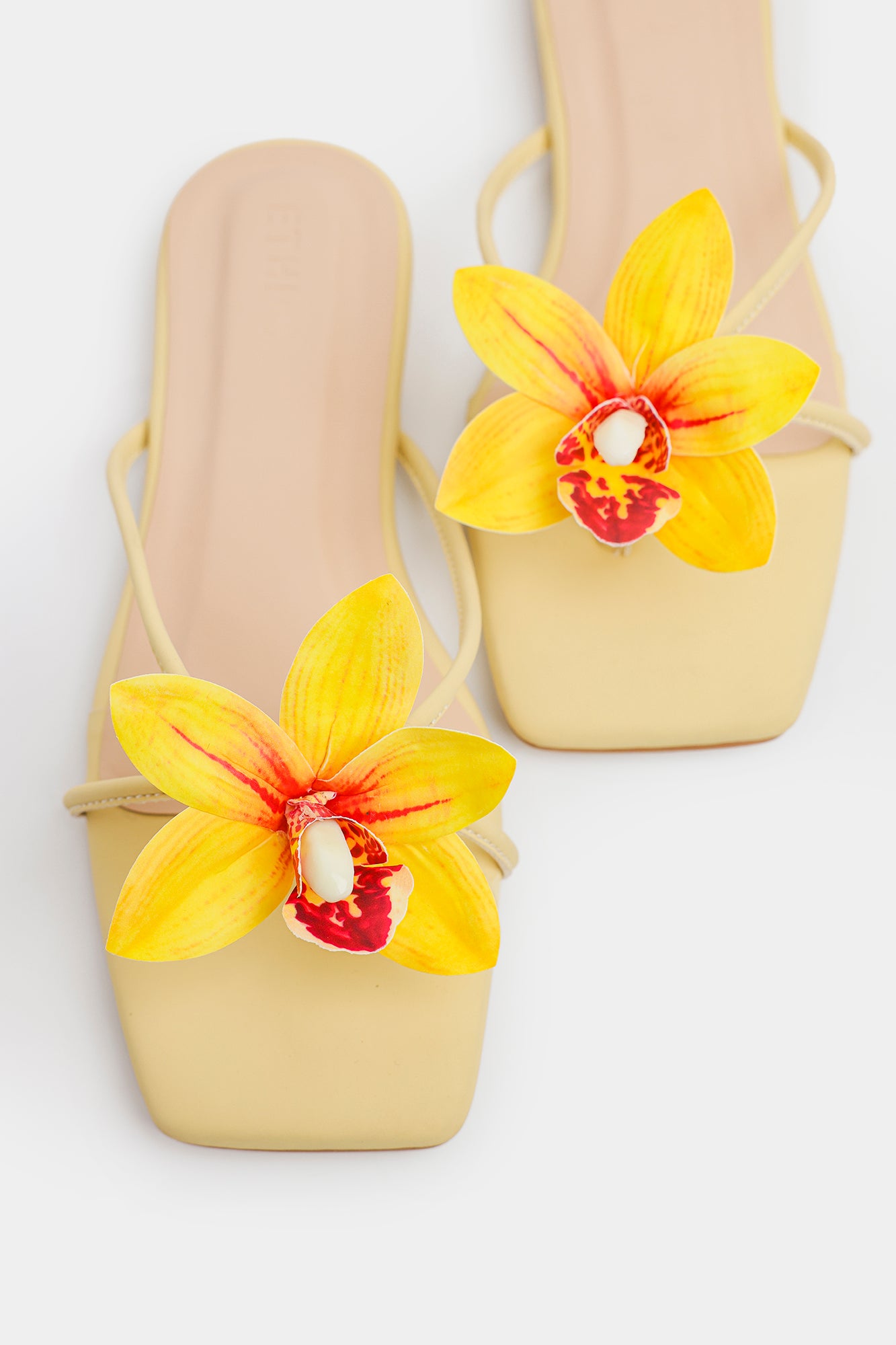 SANDAL (E1098/109/110)