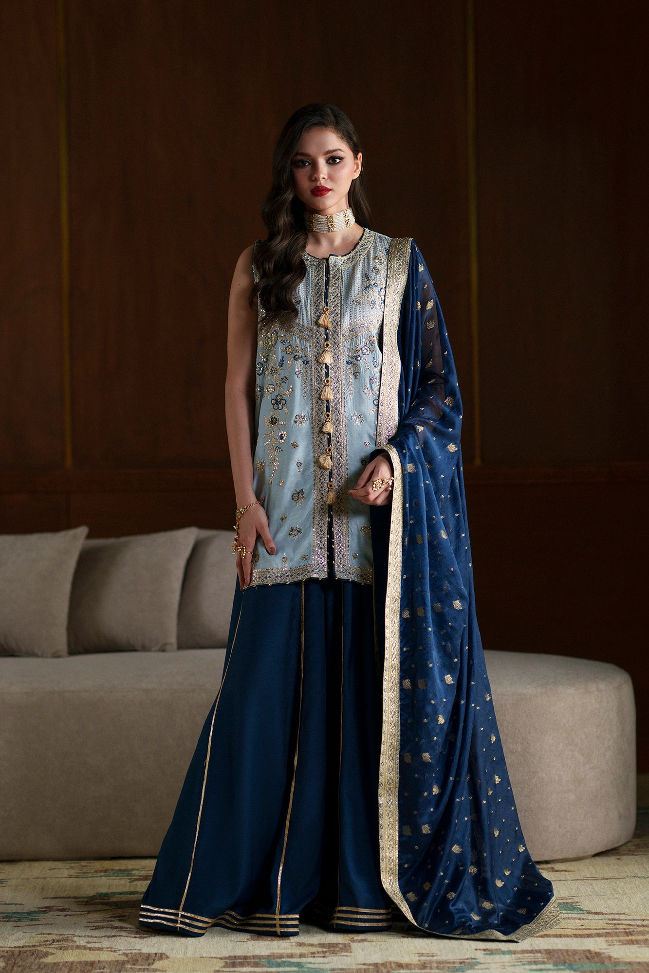 EMBROIDERED SUIT (E1100/104/913)
