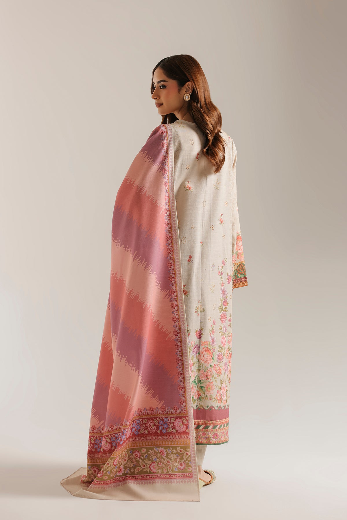 EMBROIDERED SUIT (E1108-203-003)