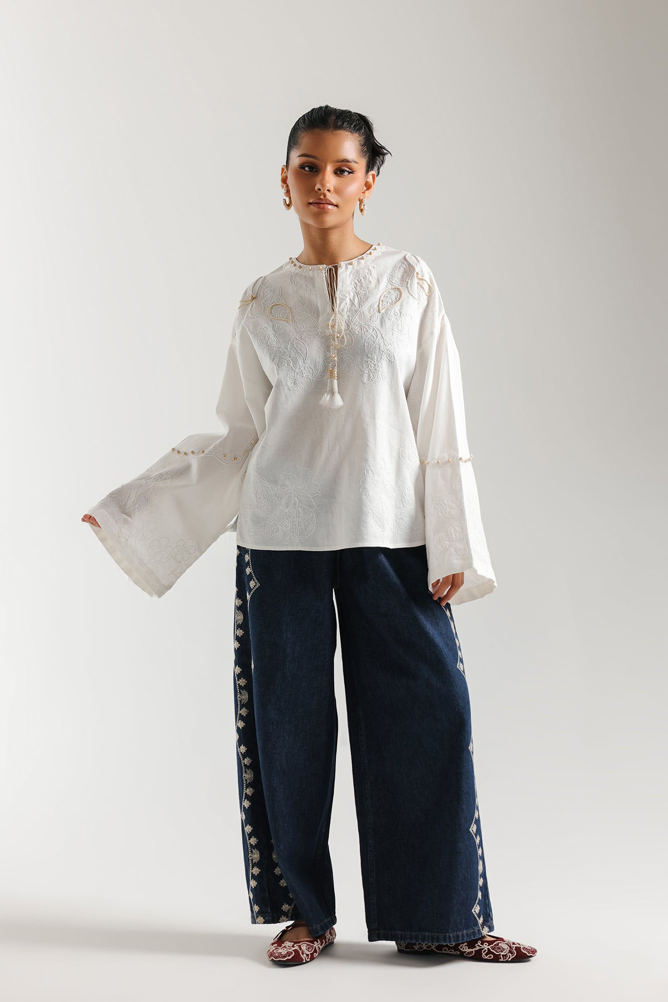 EMBROIDERED SHIRT (E1113/101/001)