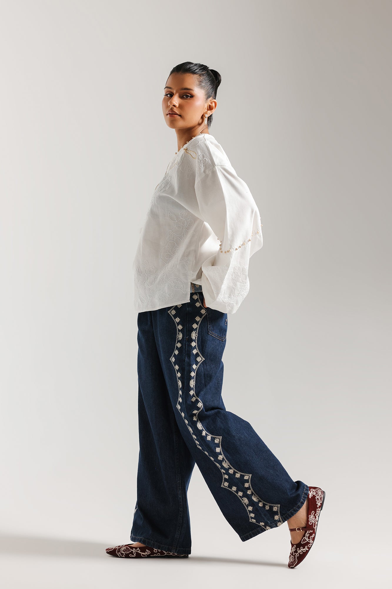 EMBROIDERED SHIRT (E1113/101/001)