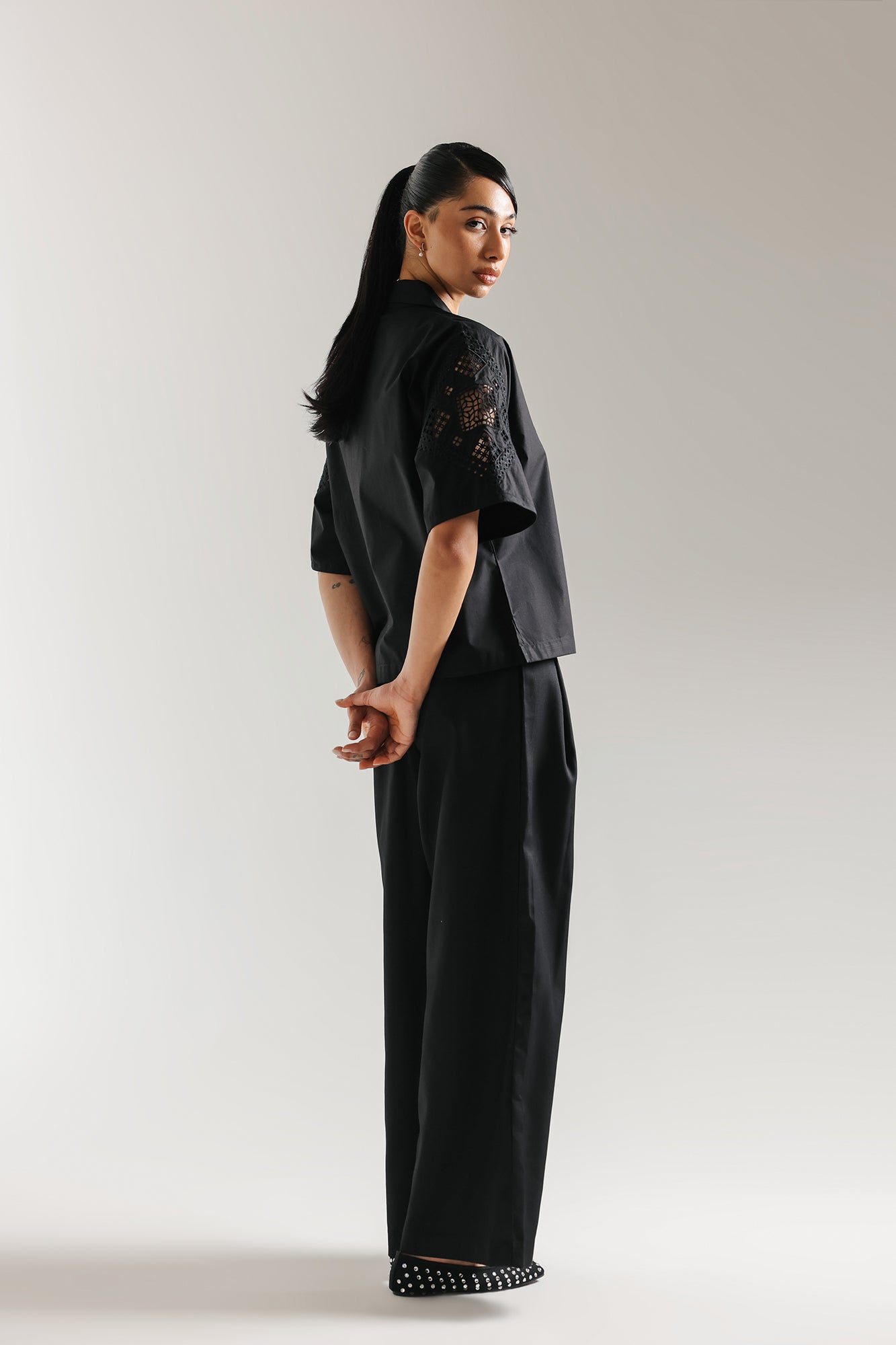 EMBROIDERED TOP (E1117/101/902)