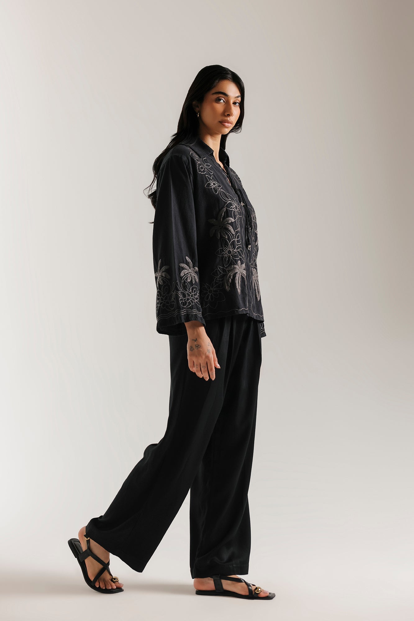 EMBROIDERED SHIRT (E1128/101/902)