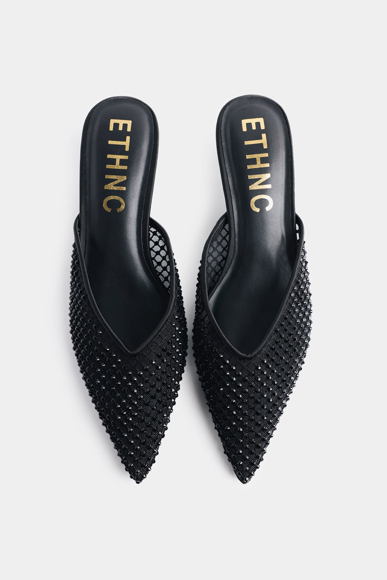 HEELS (E1194/109/901)