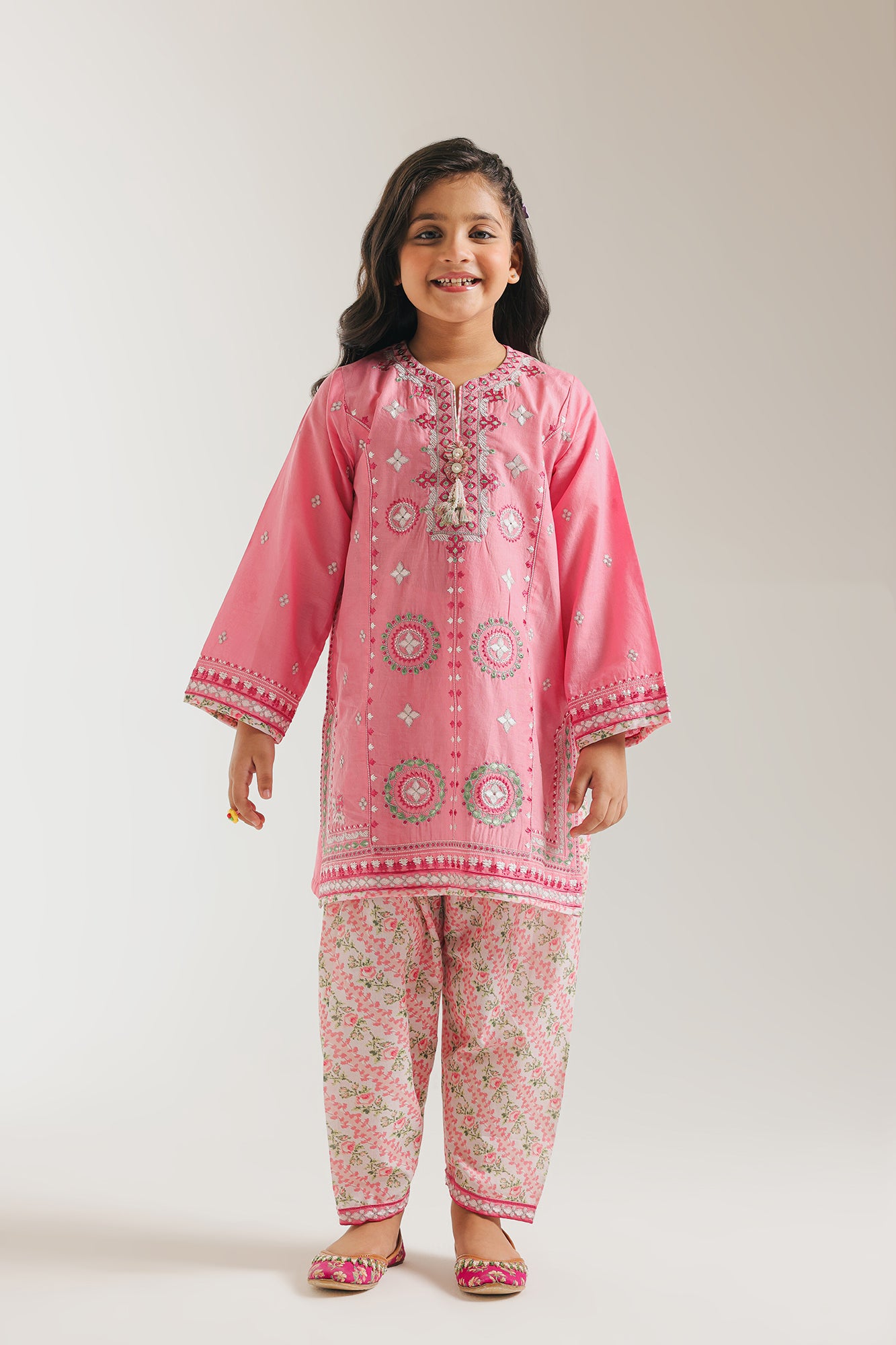 EMBROIDERED SUIT (E1199/402/426 E1199/302/426)