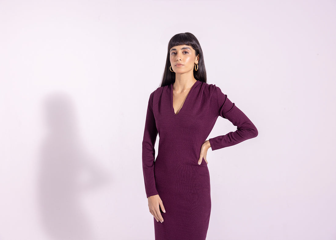 SOLID V-NECK DRESS (E1202/108/414)