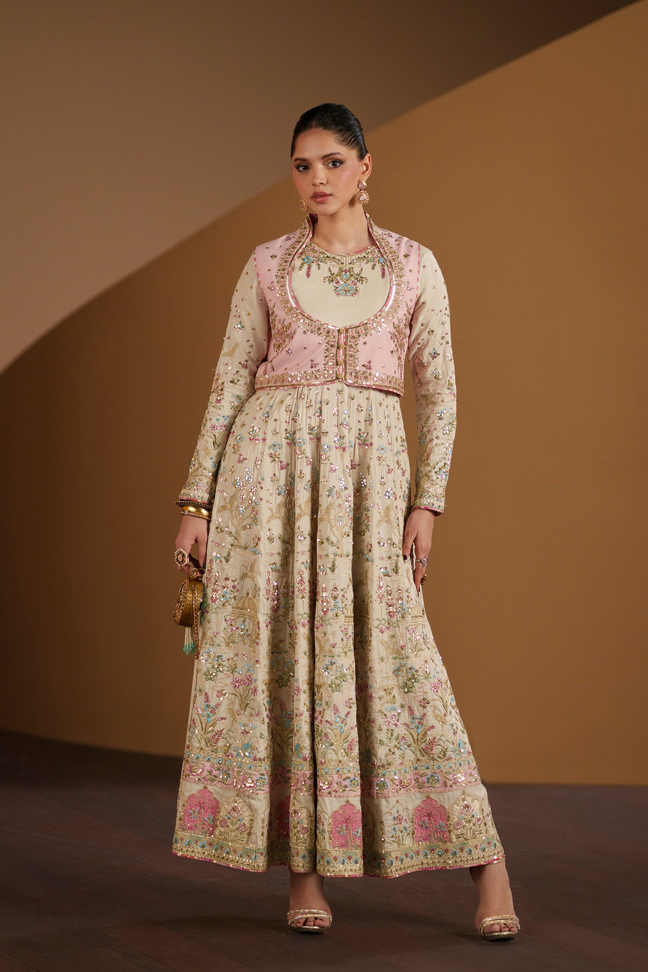 EMBROIDERED PISHWAS (E1204/104/002)