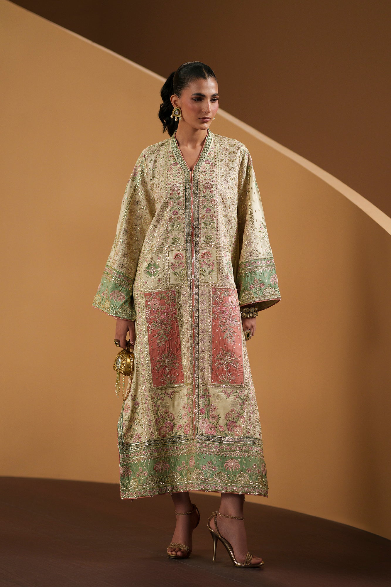 EMBROIDERED KAFTAN (E1210/104/006)