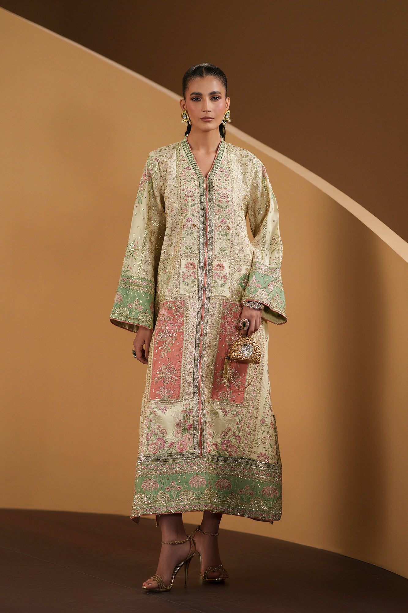 EMBROIDERED KAFTAN (E1210/104/006)