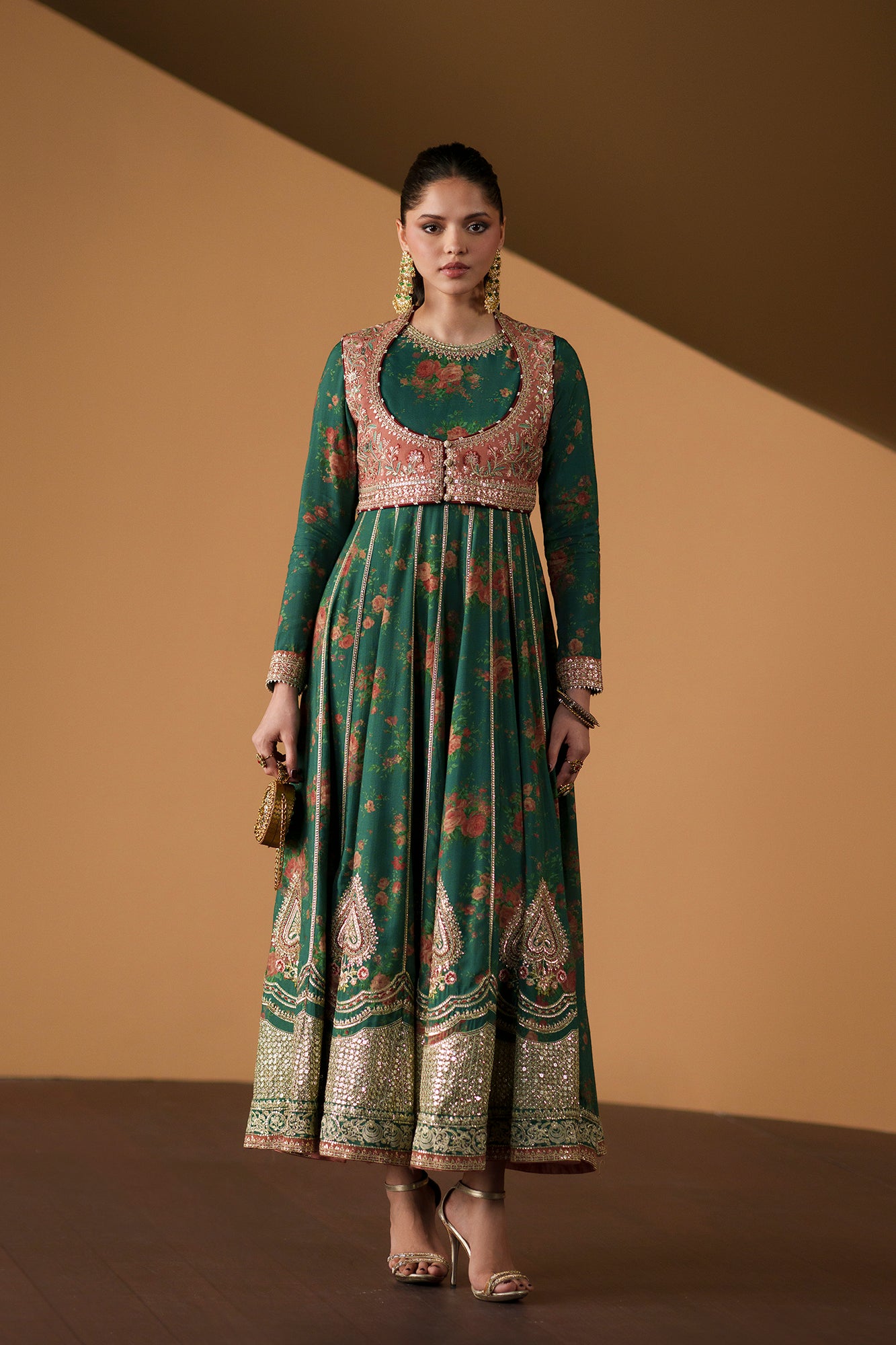 EMBROIDERED PISHWAS (E1236-104-707)