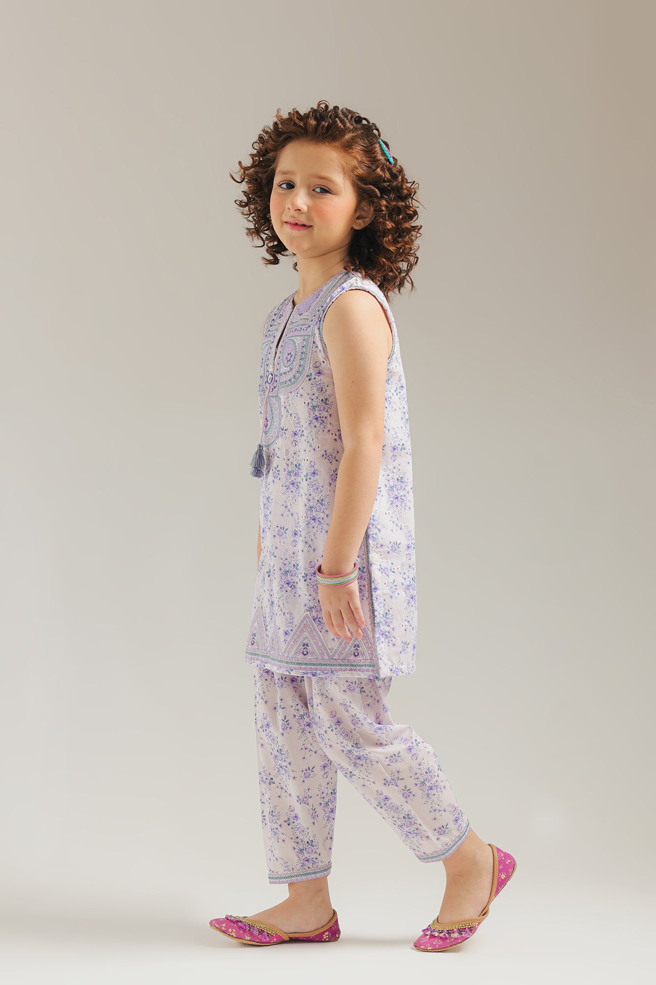 EMBROIDERED SUIT (E1238/402/002 E1238/302/002)