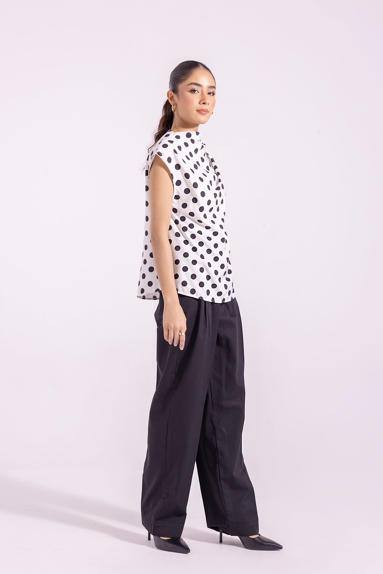 PRINTED POLKA DOTS TOP (E1259/108/001)