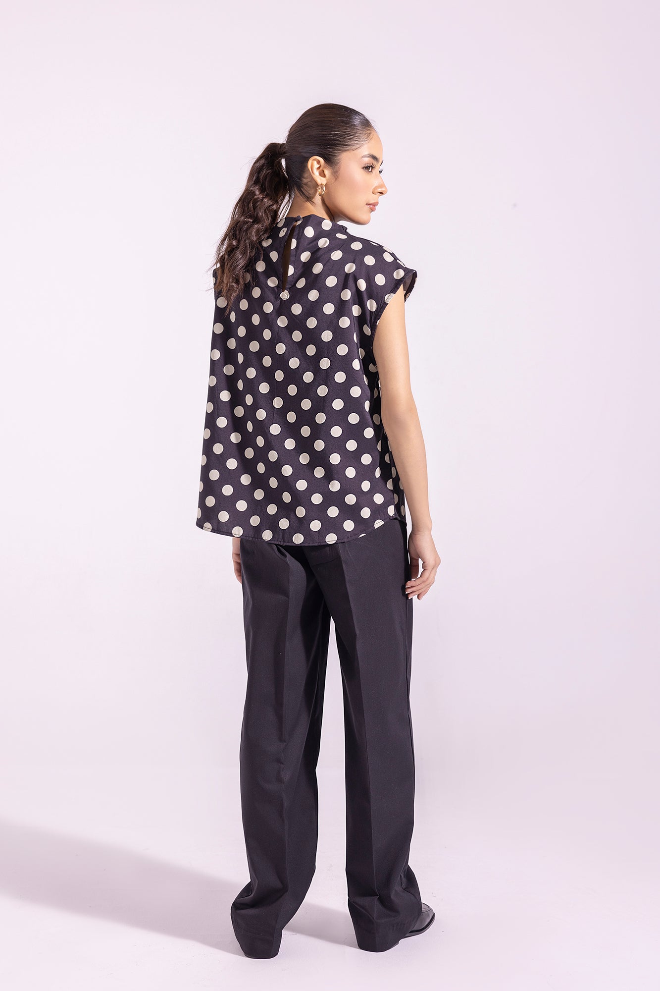 PRINTED POLKA DOTS TOP (E1259/108/901)