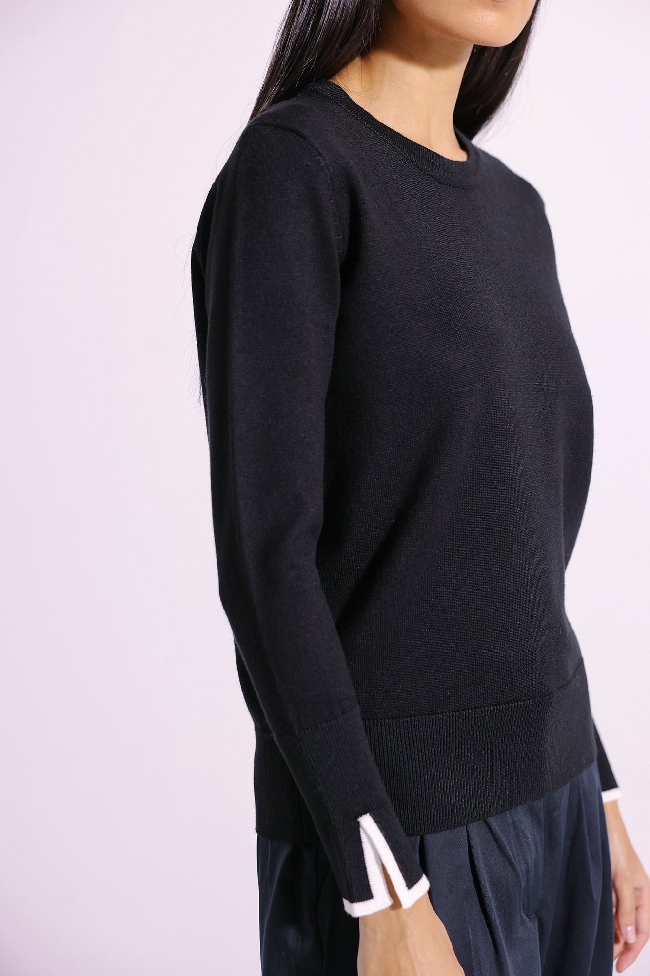 SOLID ROUND NECK SWEATER (E1265/108/902)