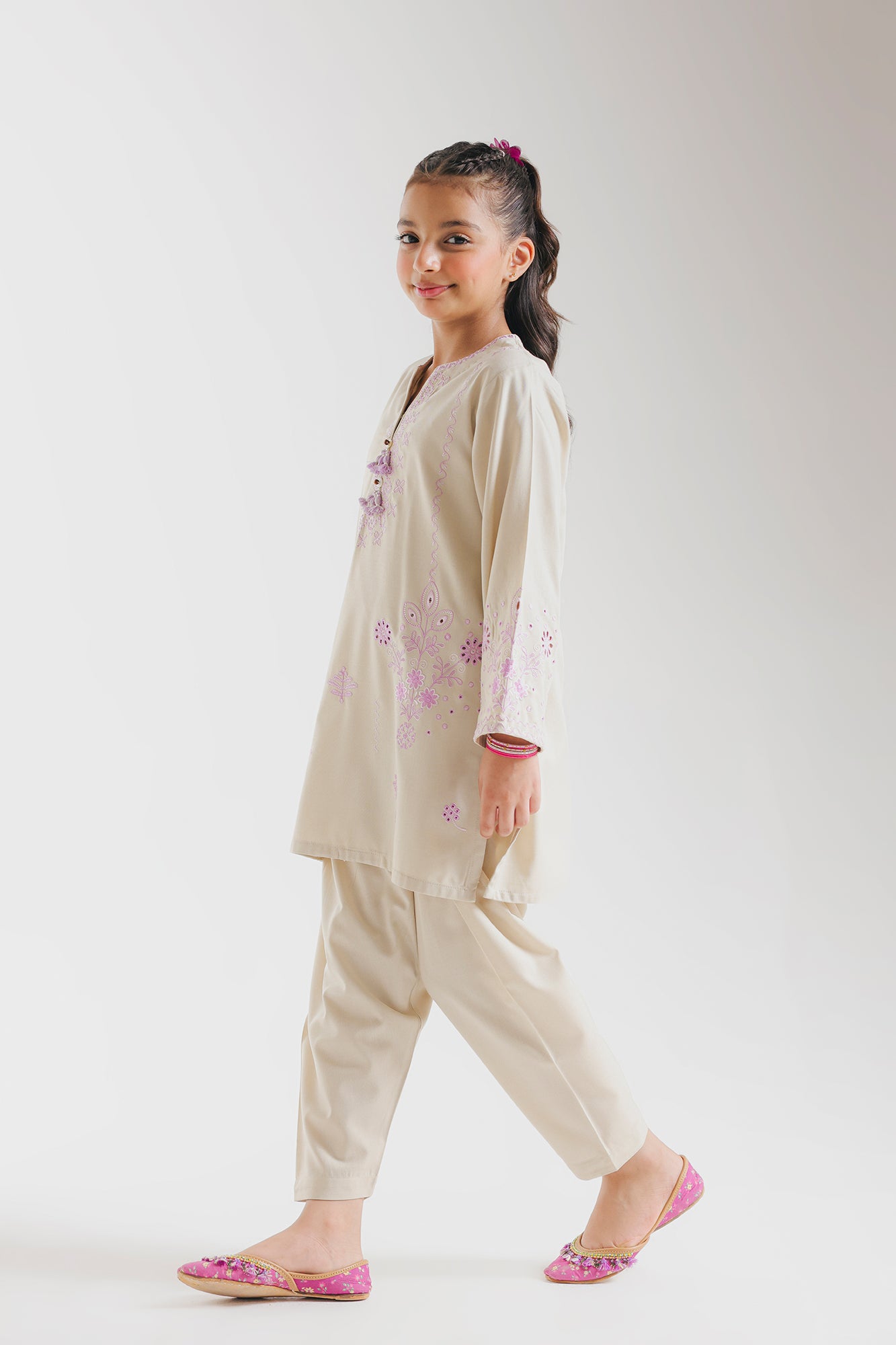 EMBROIDERED SUIT (E1339/402/002 E1339/302/002)