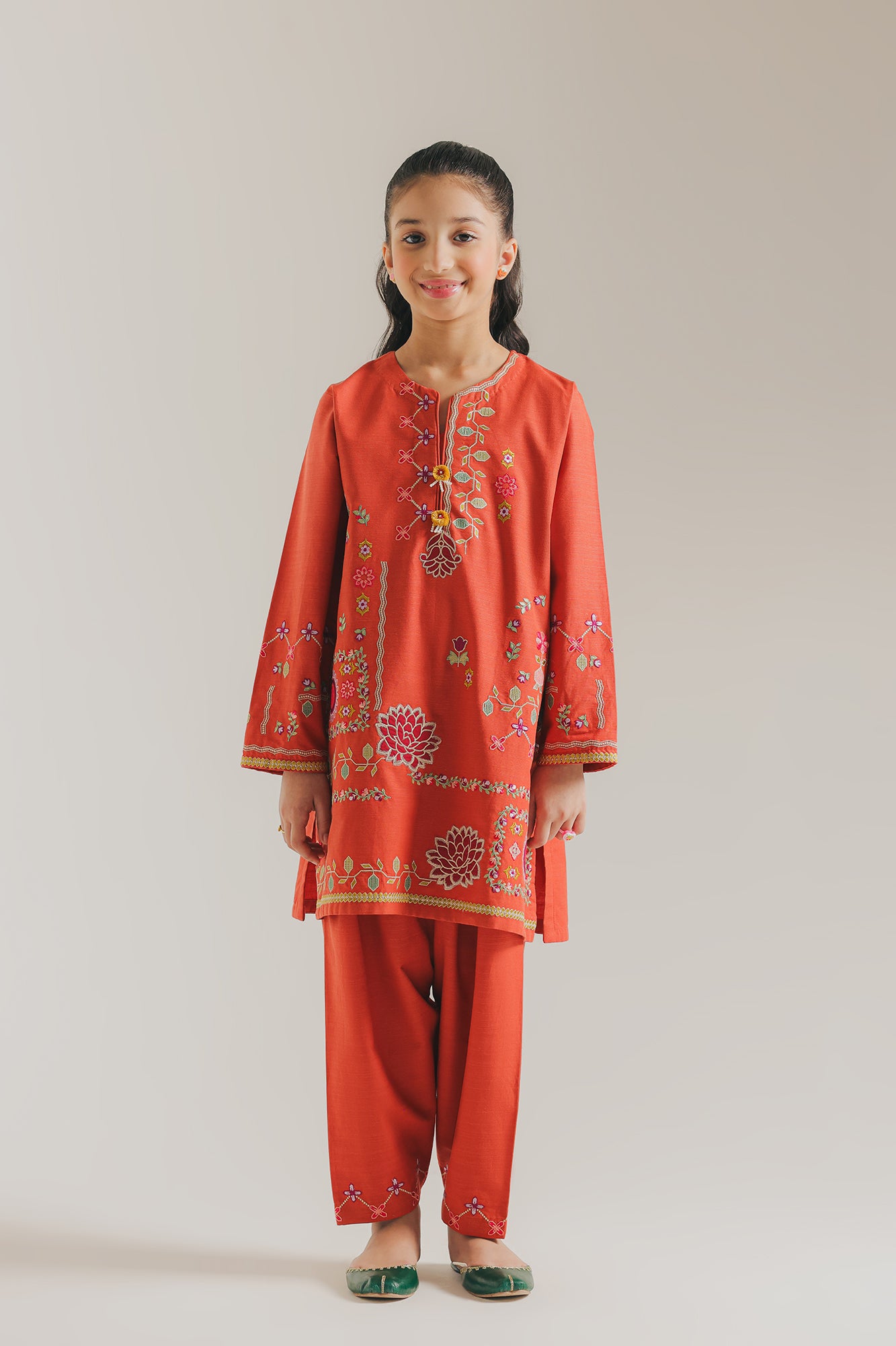 EMBROIDERED SUIT (E1356/402/204 E1356/302/204)