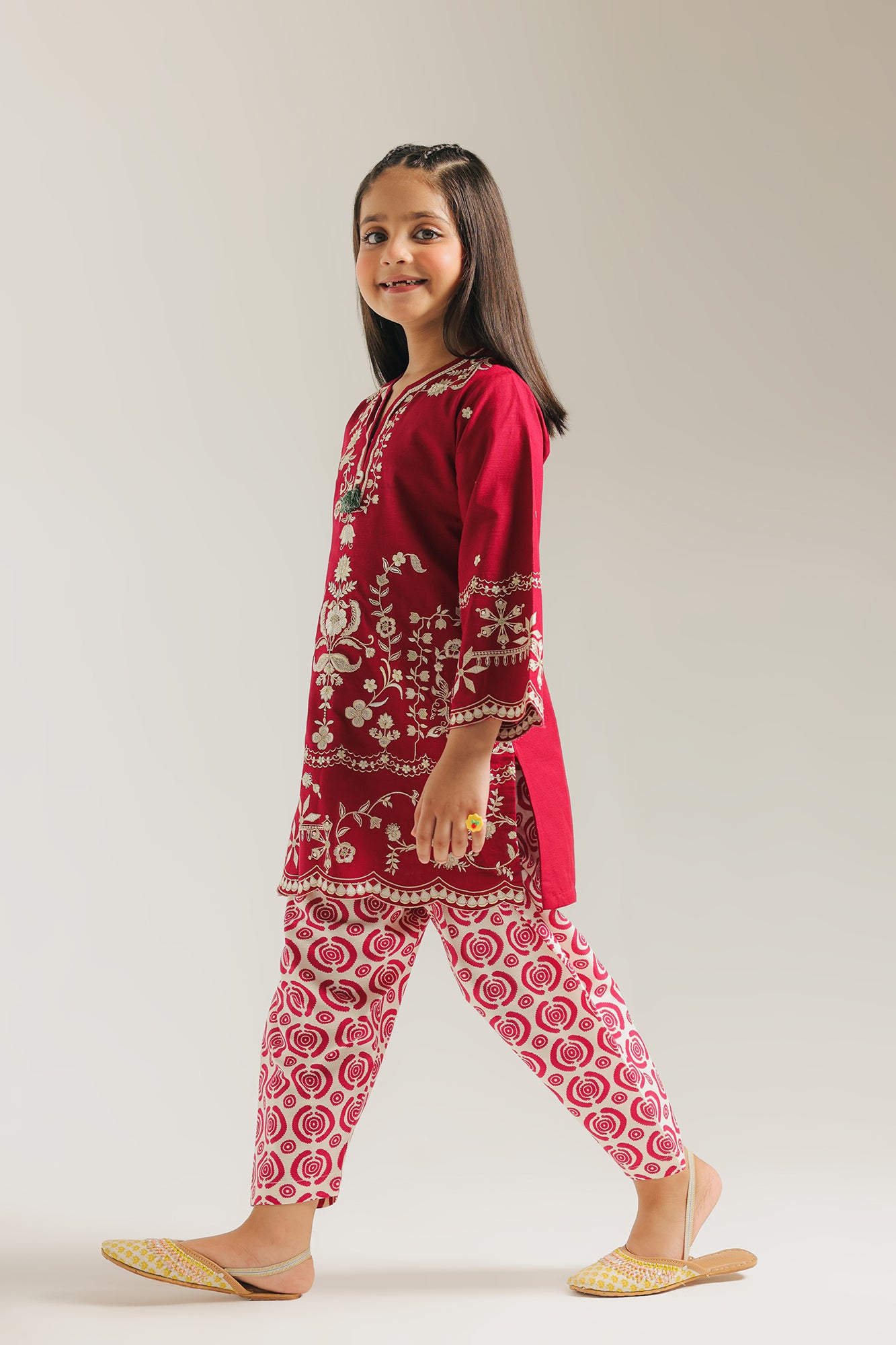 EMBROIDERED SUIT (E1360/402/307 E1360/302/307)
