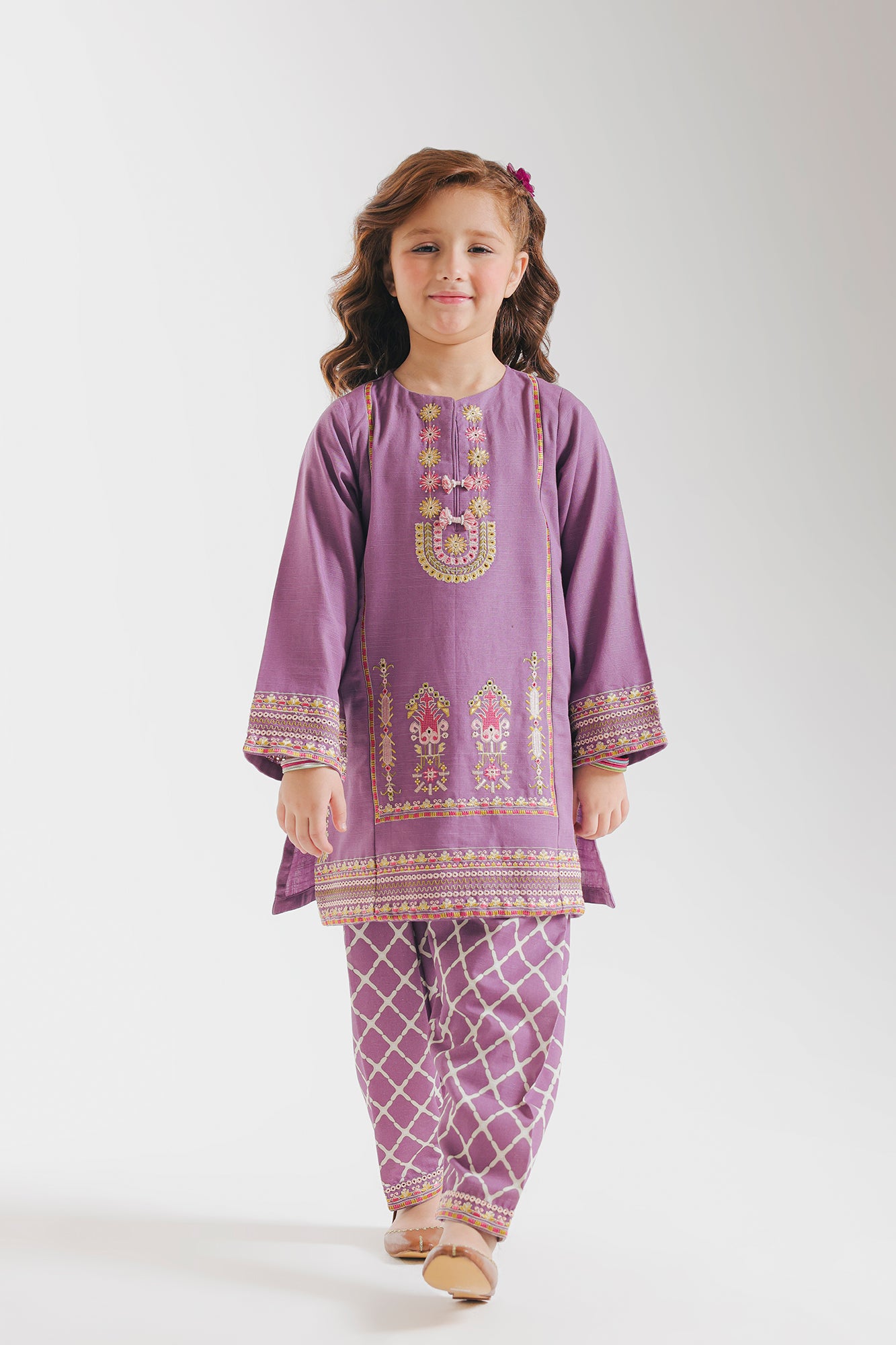 EMBROIDERED SUIT (E1367/402/512 E1367/302/512)