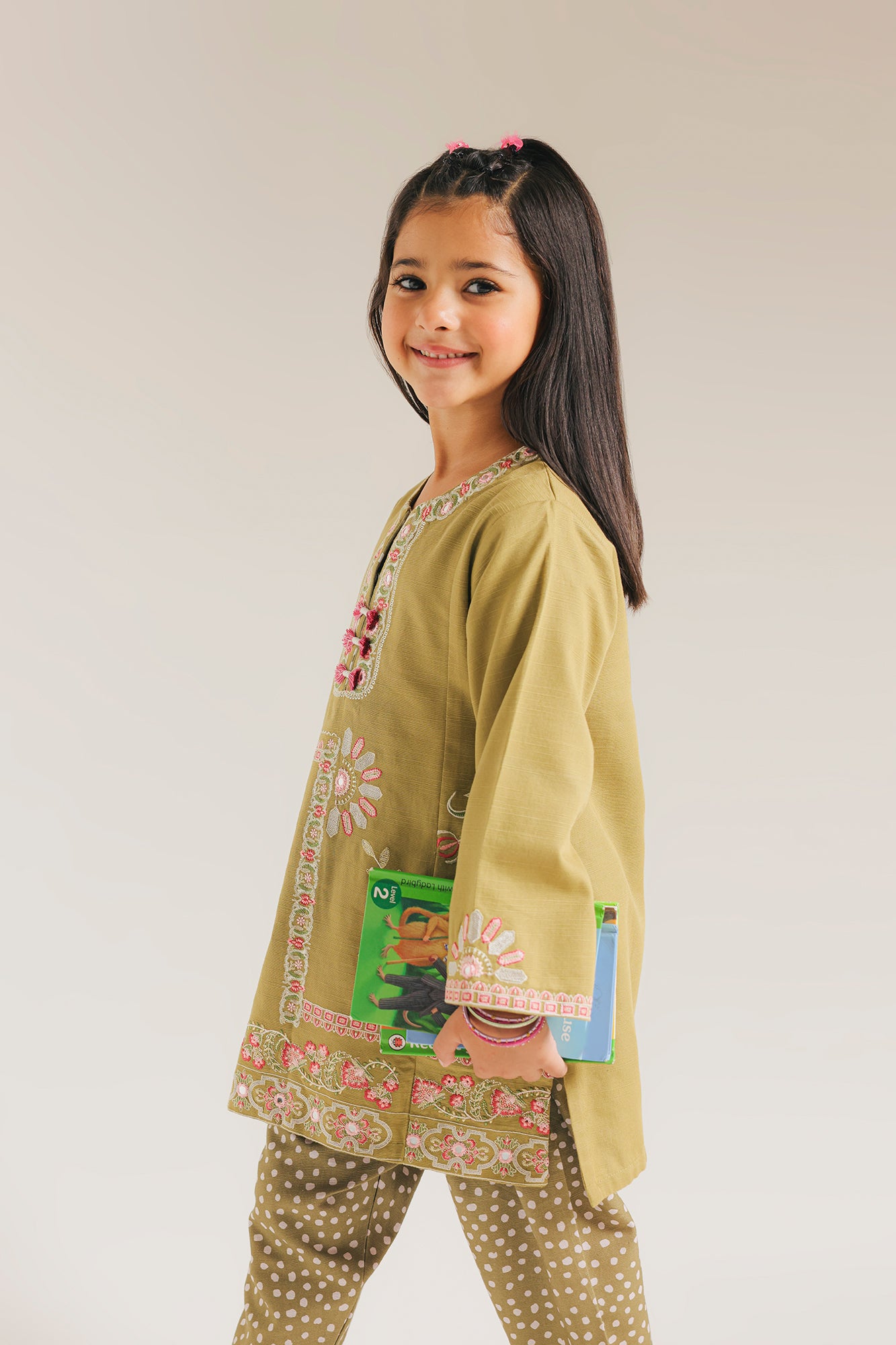 EMBROIDERED SUIT (E1379/402/126 E1379/302/126)