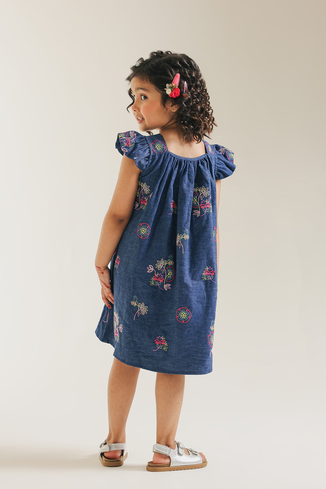 DRESS (E1417/301/620)