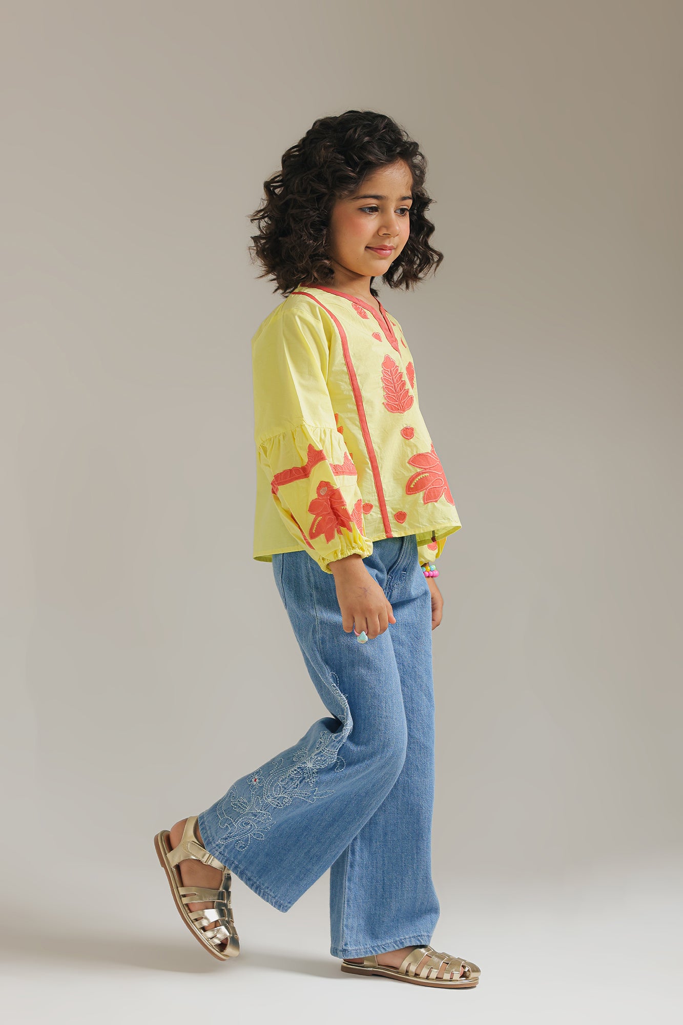 EMBROIDERED TOP (E1476/401/109)
