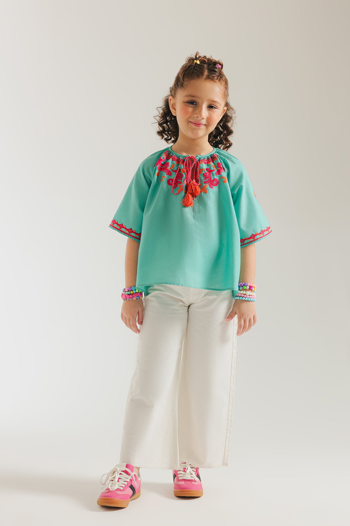 EMBROIDERED TOP (E1499/401/715)
