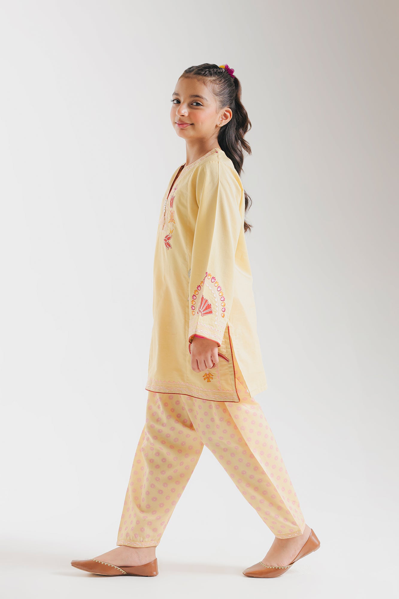 EMBROIDERED SUIT (E1503/402/225 E1503/302/225)