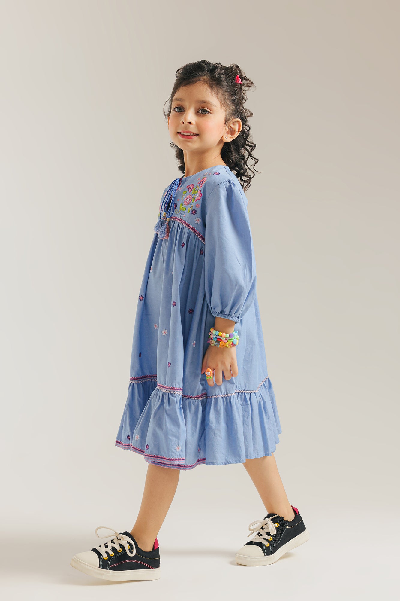 DRESS (E1521/301/629)