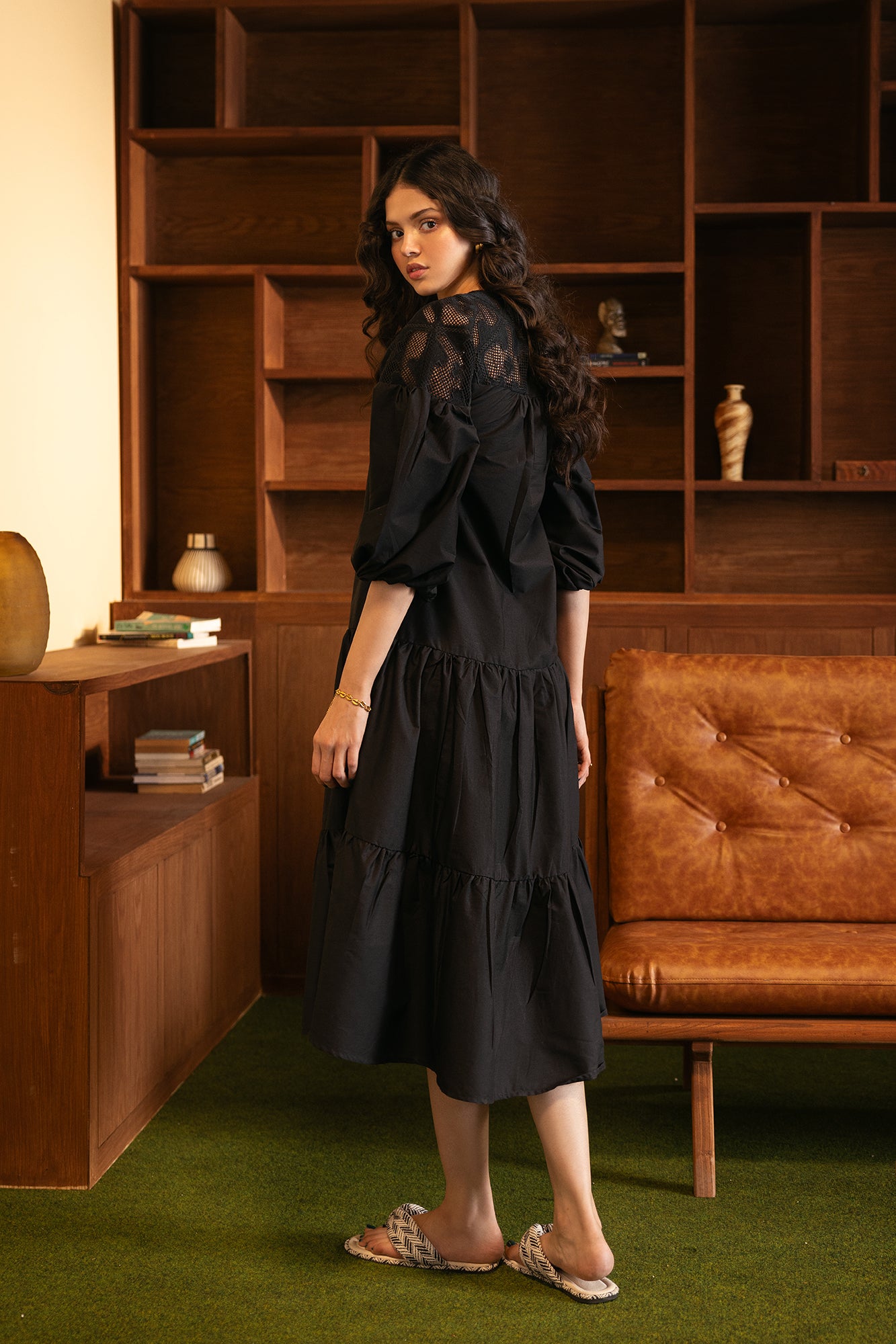 EMBROIDERED DRESS (E1549/108/902)