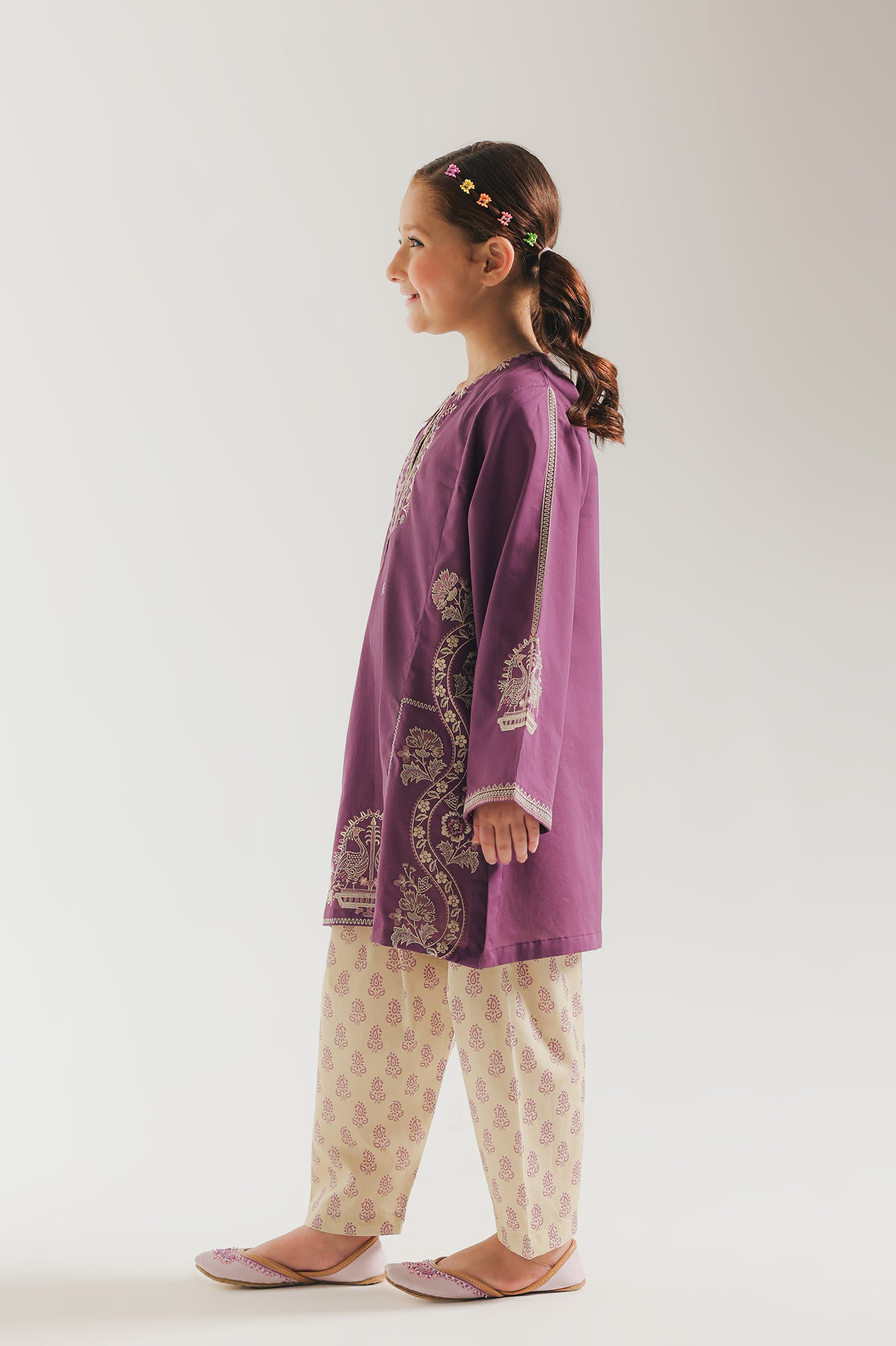 EMBROIDERED SUIT (E1551/402/522 E1551/302/522)