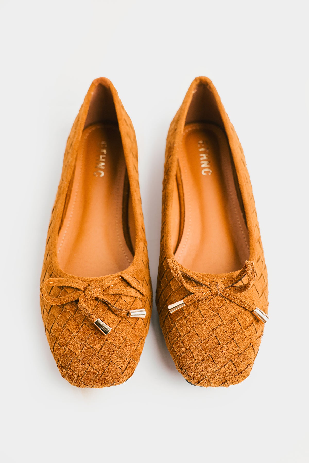 PUMPS (E1562-109-103)