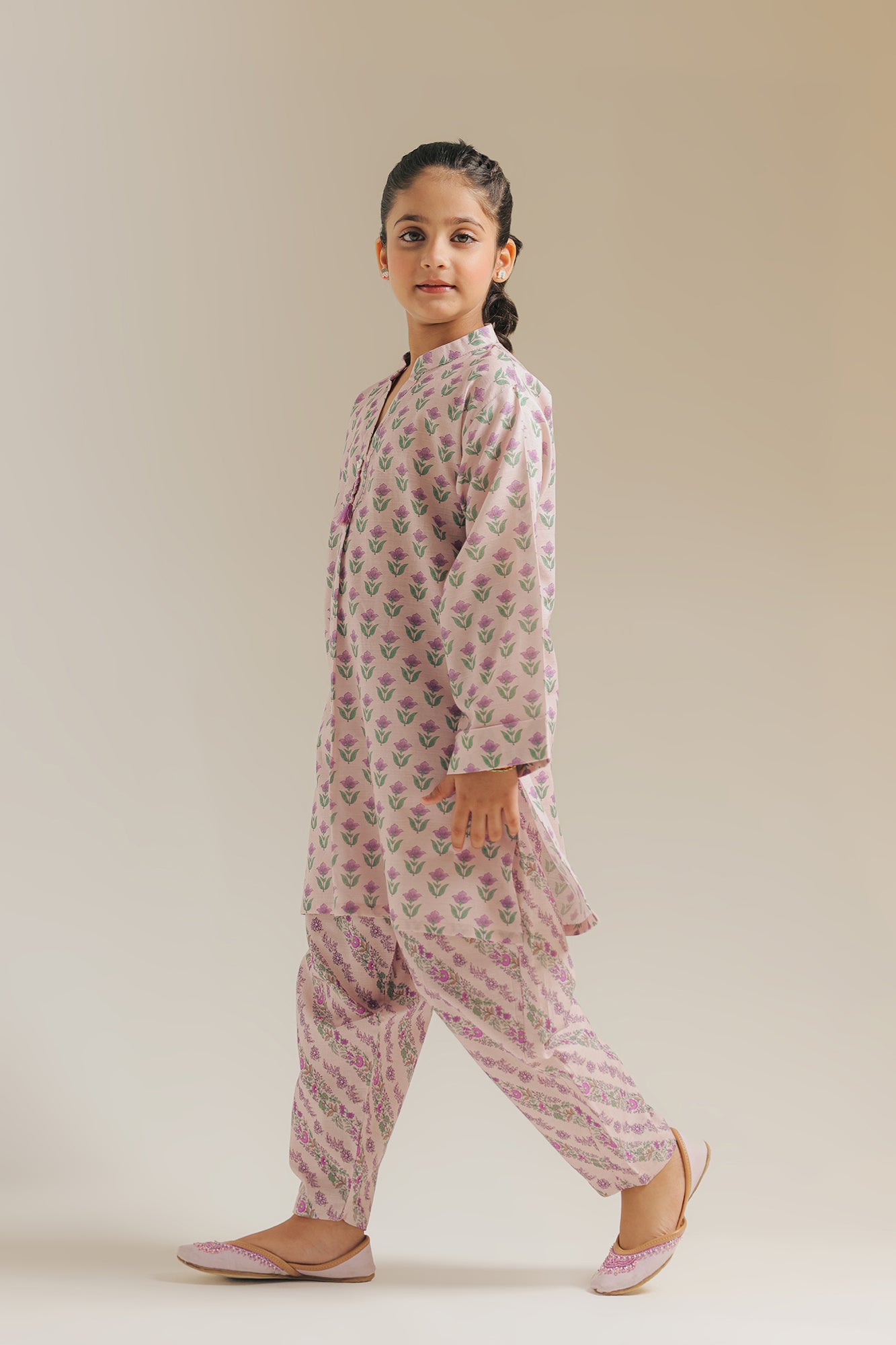 EMBROIDERED SUIT (E1705/402/530 E1705/302/530)