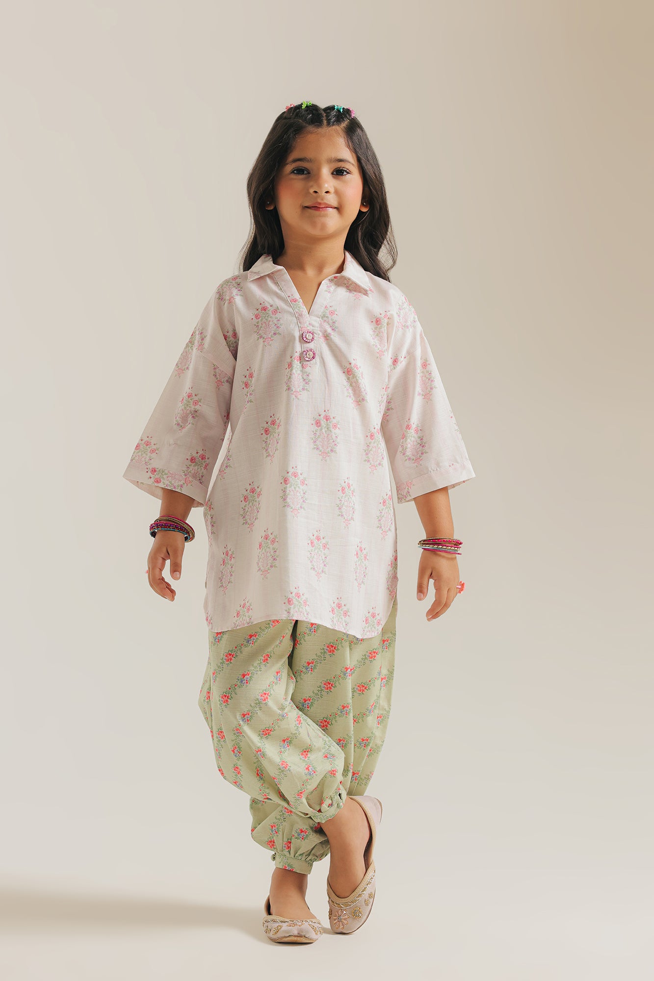 EMBROIDERED SUIT (E1706/402/427 E1706/302/427)