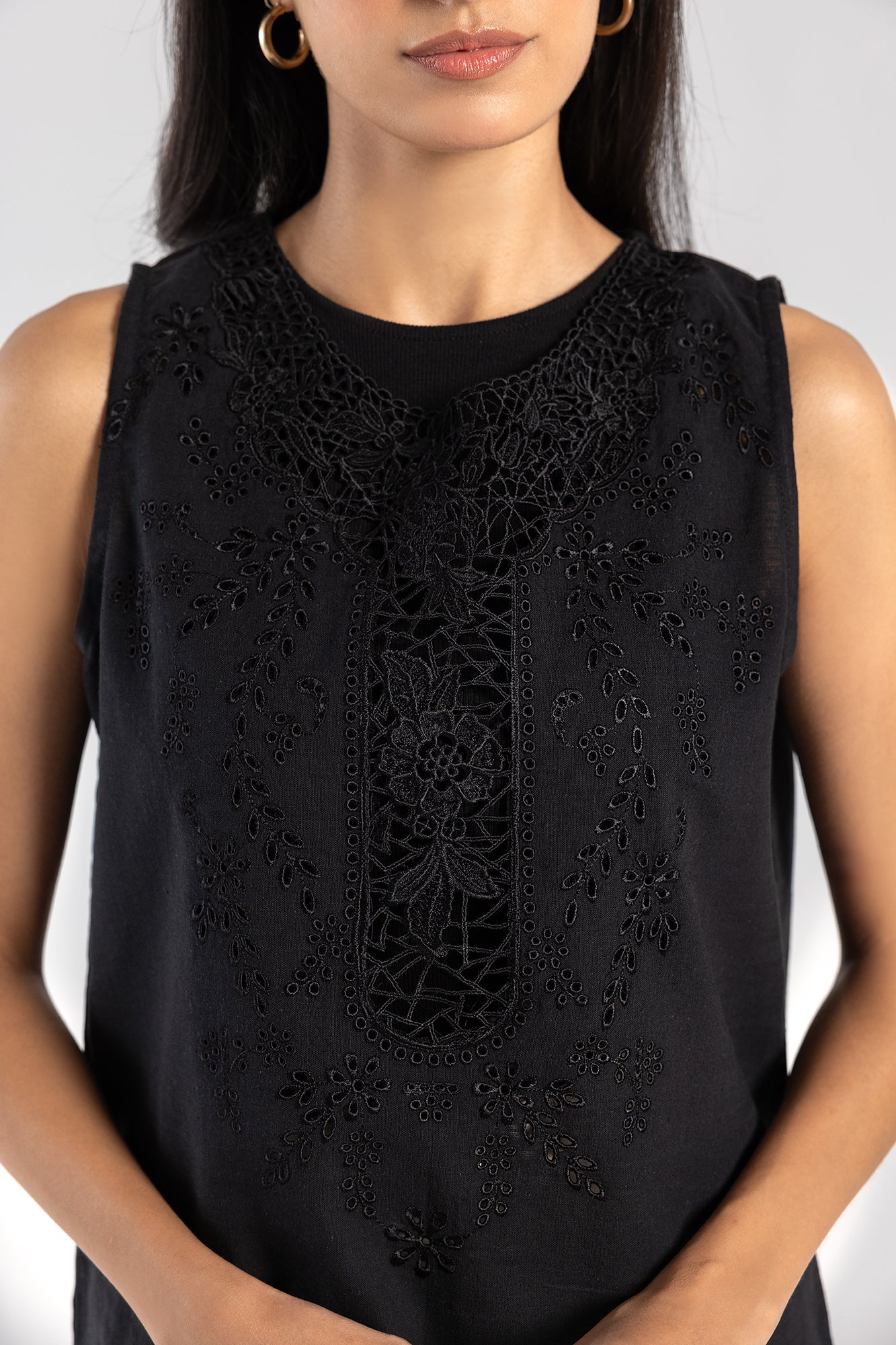 EMBROIDERED TOP (E1793/108/901)