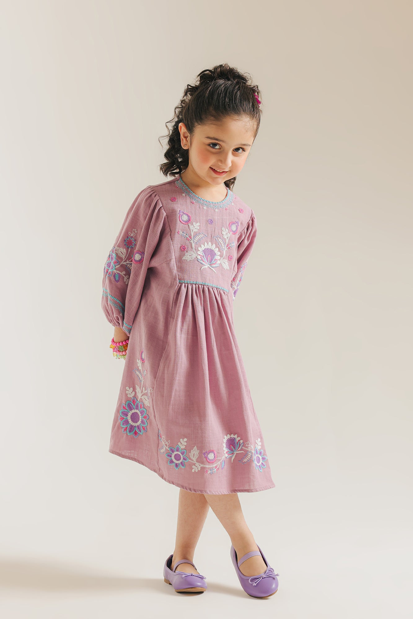 DRESS (E1828/401/326)