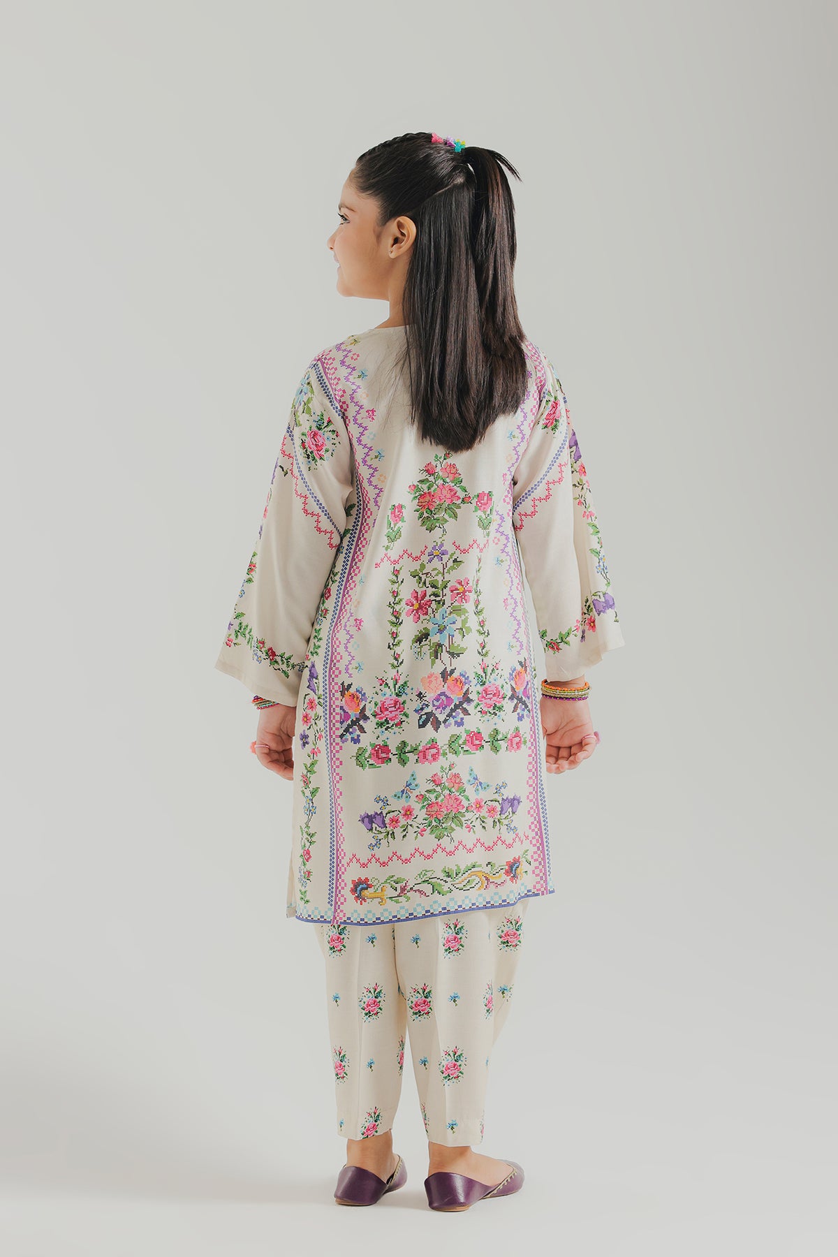 EMBROIDERED SUIT (E1829-402-003 E1829-302-003)