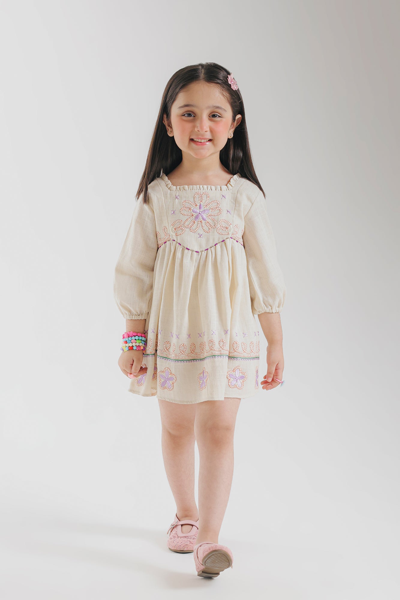 DRESS (E1830/301/002)