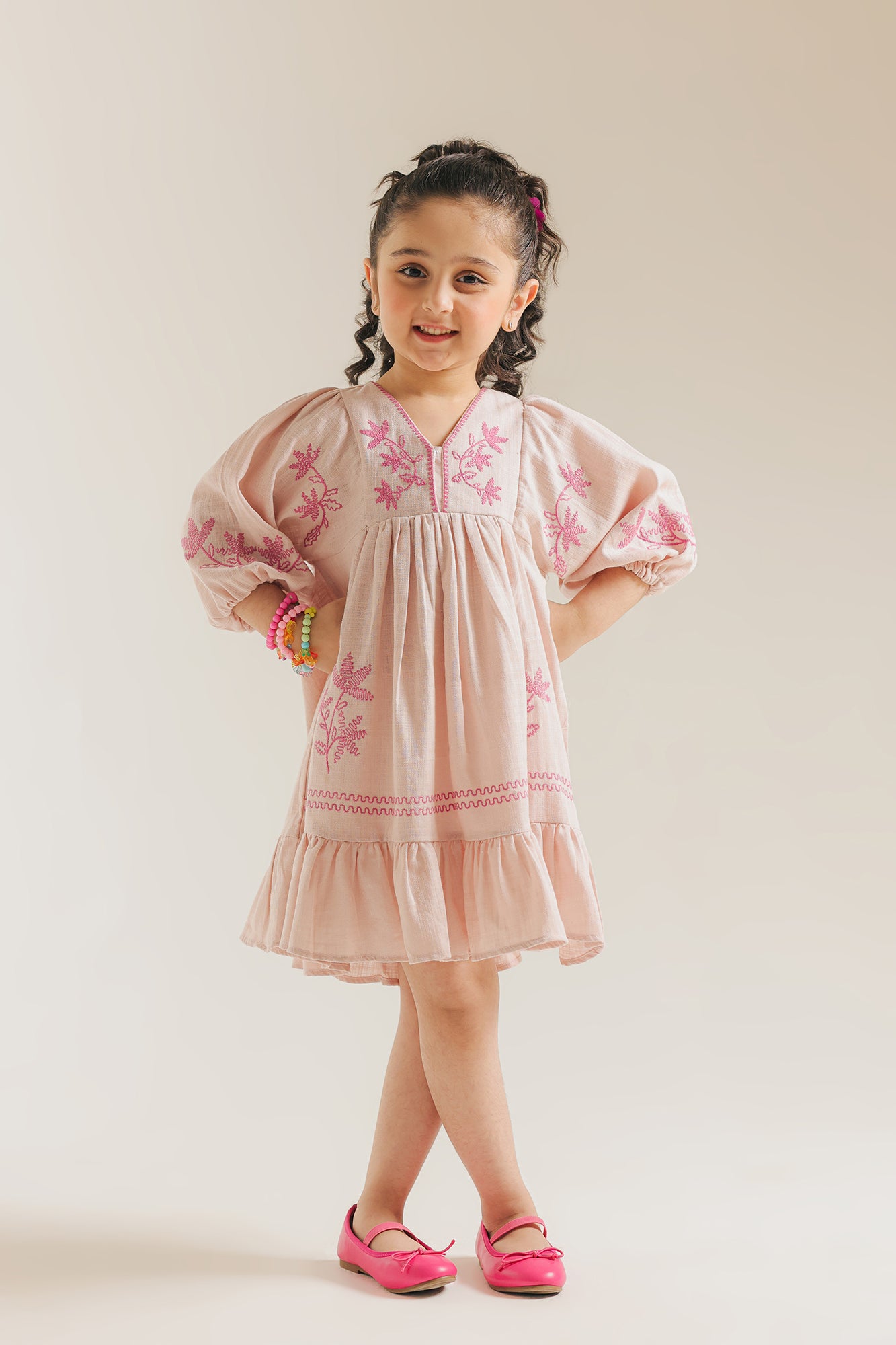 DRESS (E1832/301/316)