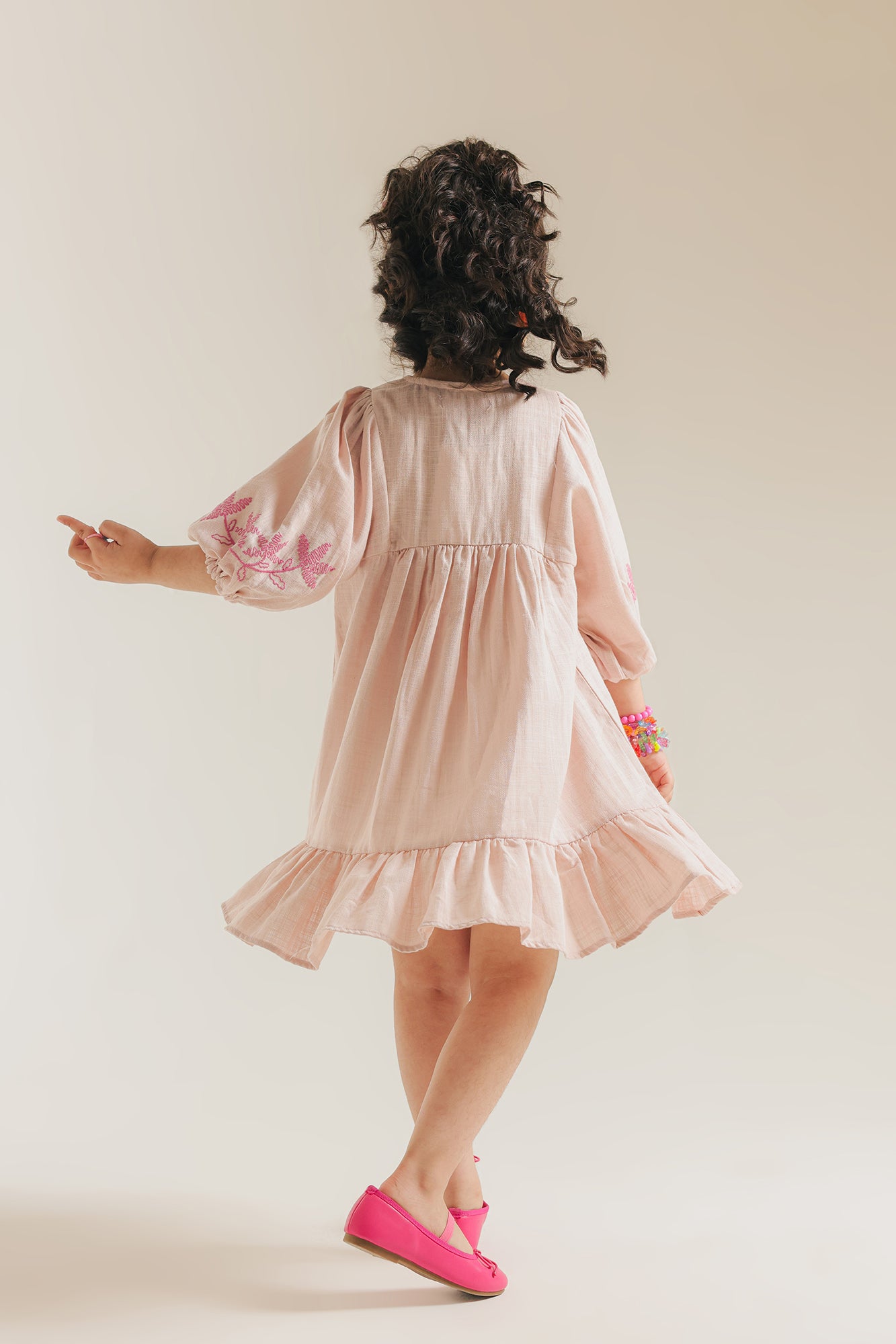 DRESS (E1832/301/316)