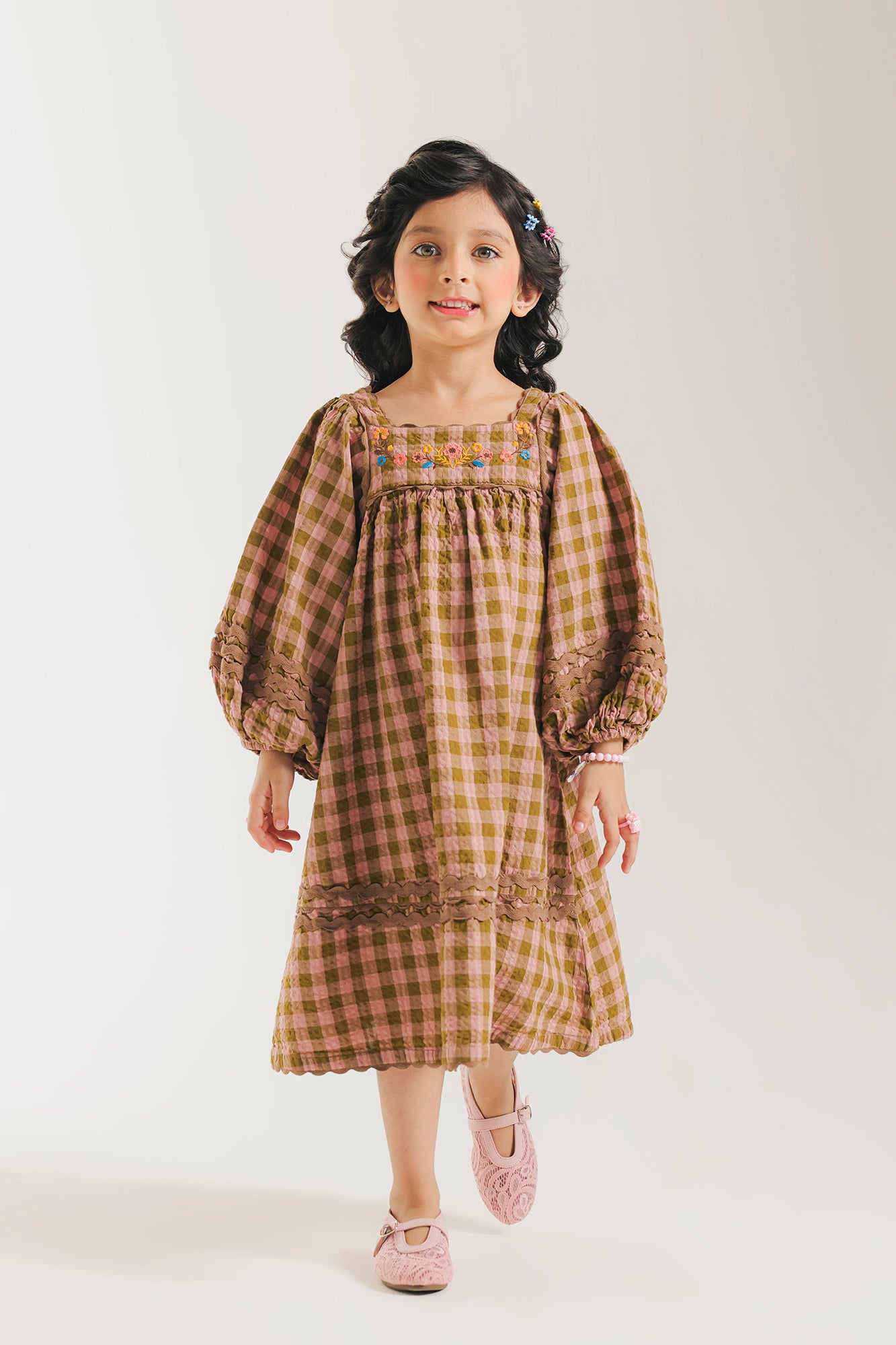 DRESS (E1837/301/121)