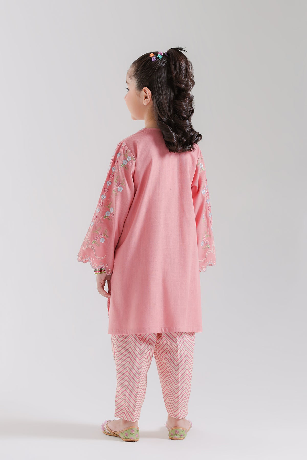 EMBROIDERED SUIT (E1853-402-426 E1853-302-426)