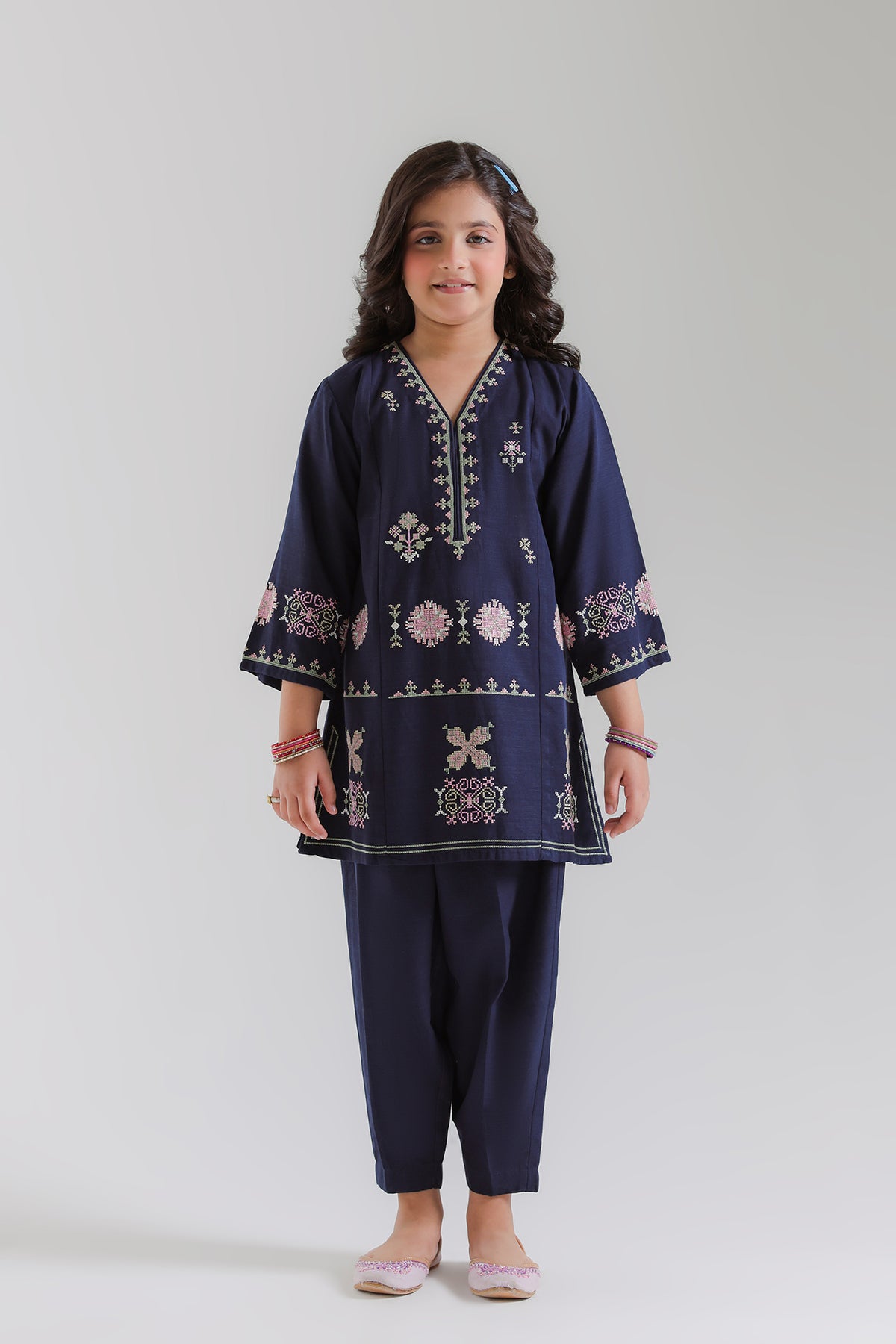 EMBROIDERED SUIT (E1894-402-622 E1894-302-622)