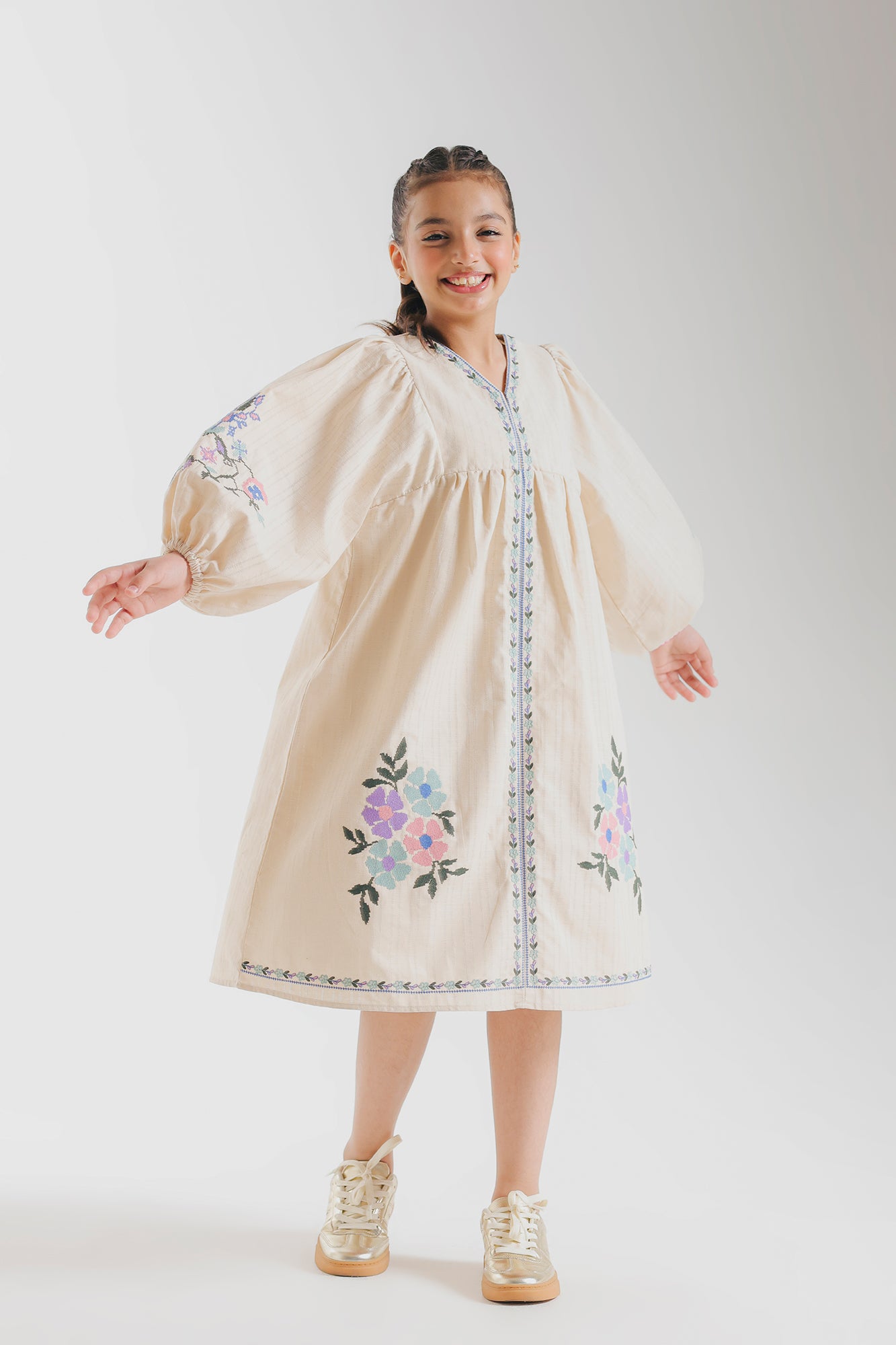 DRESS (E1966/401/002)