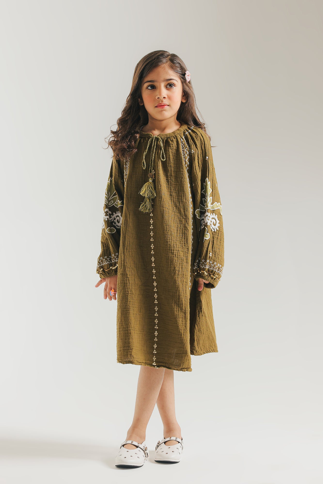 DRESS (E2001/401/113)